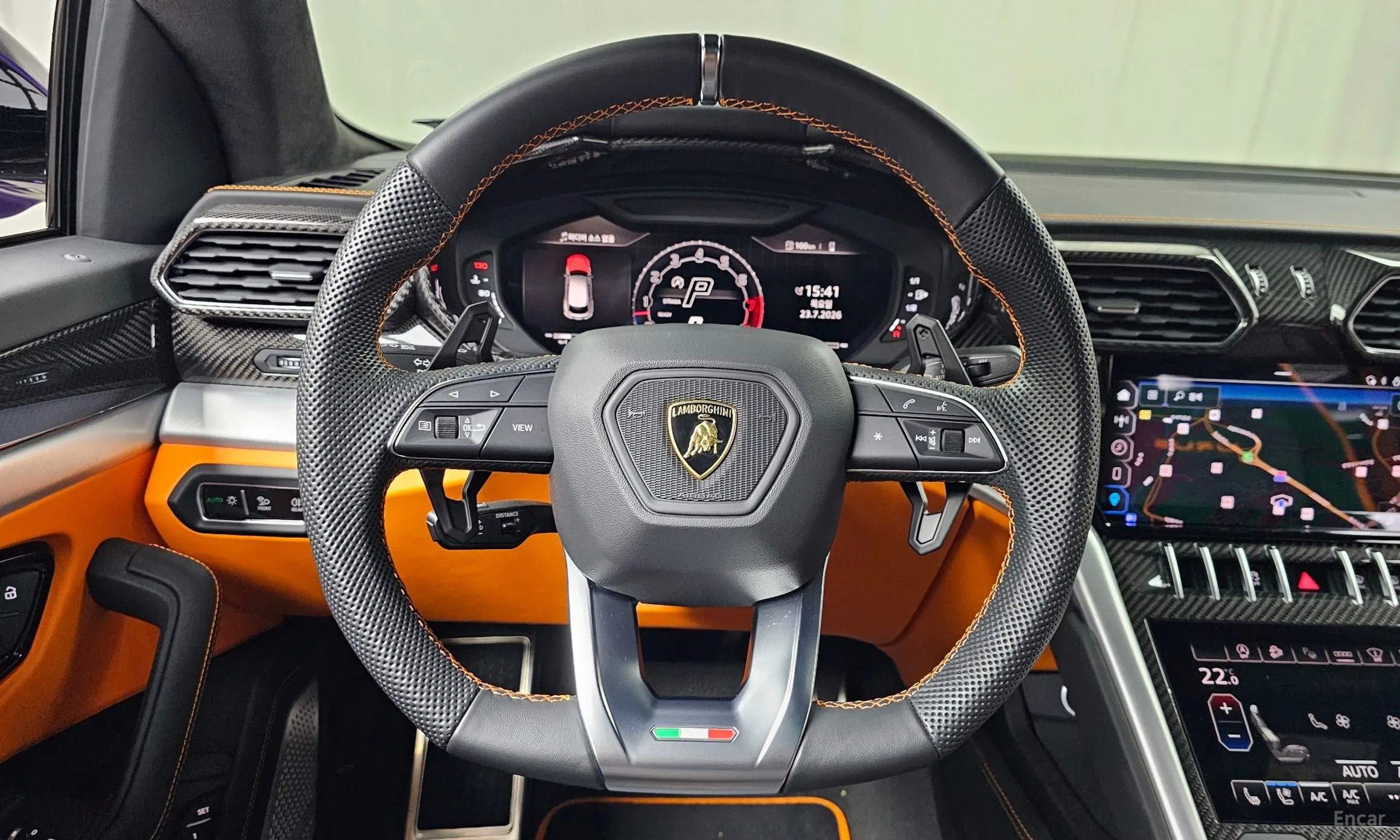 Lamborghini Urus превью 13