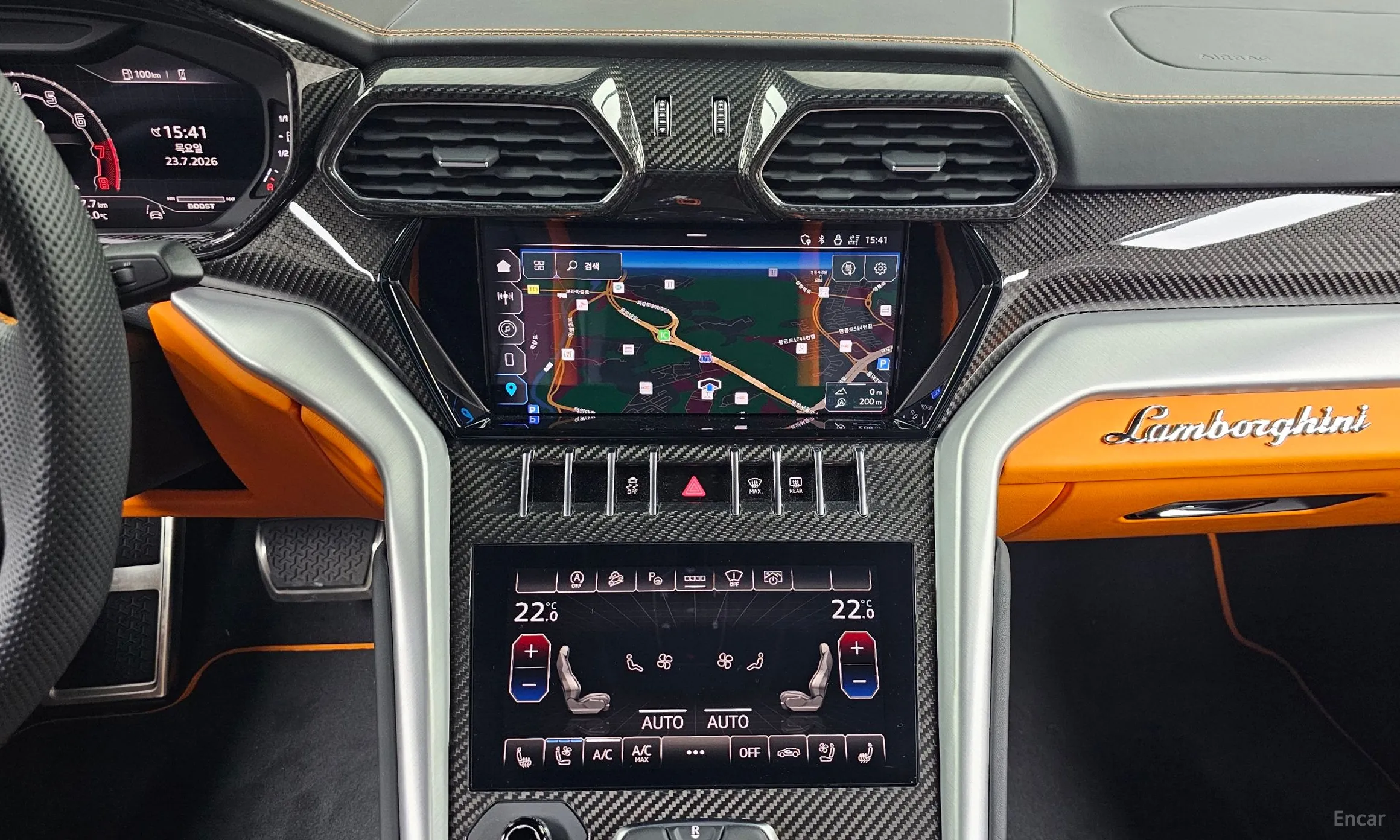 Lamborghini Urus превью 18