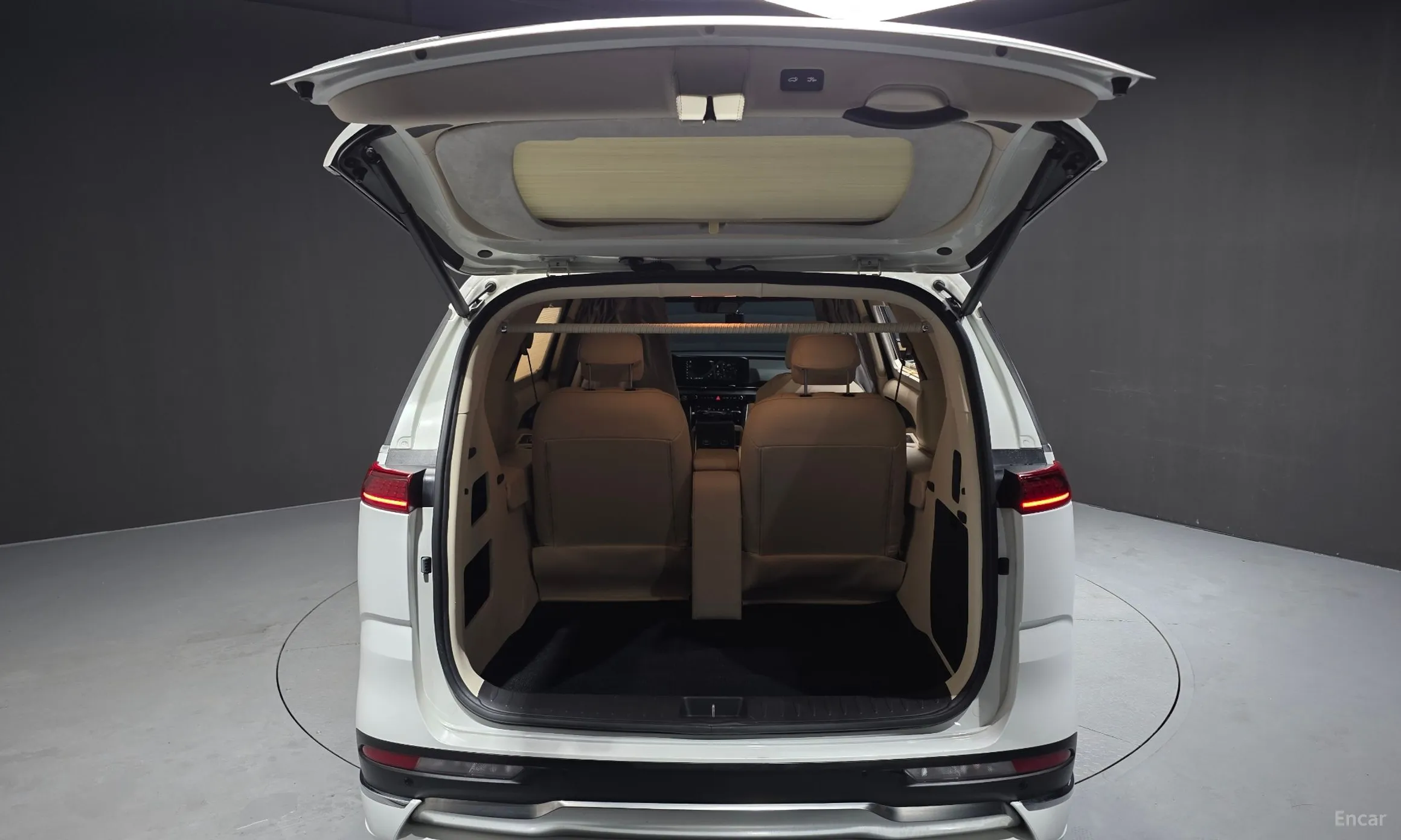 Kia Carnival Gen 4 превью 17