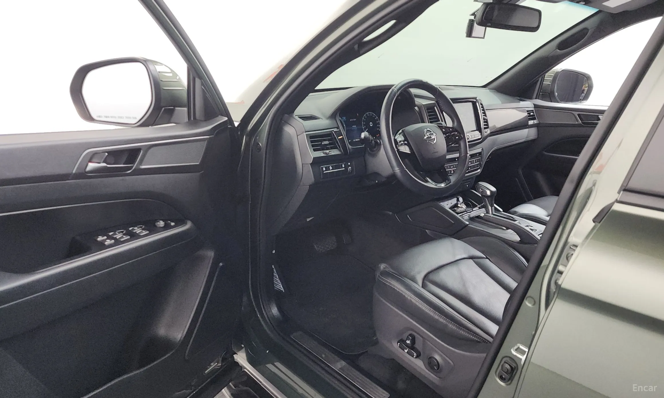 KG Mobility (SsangYong) Rexton Sports Khan превью 10