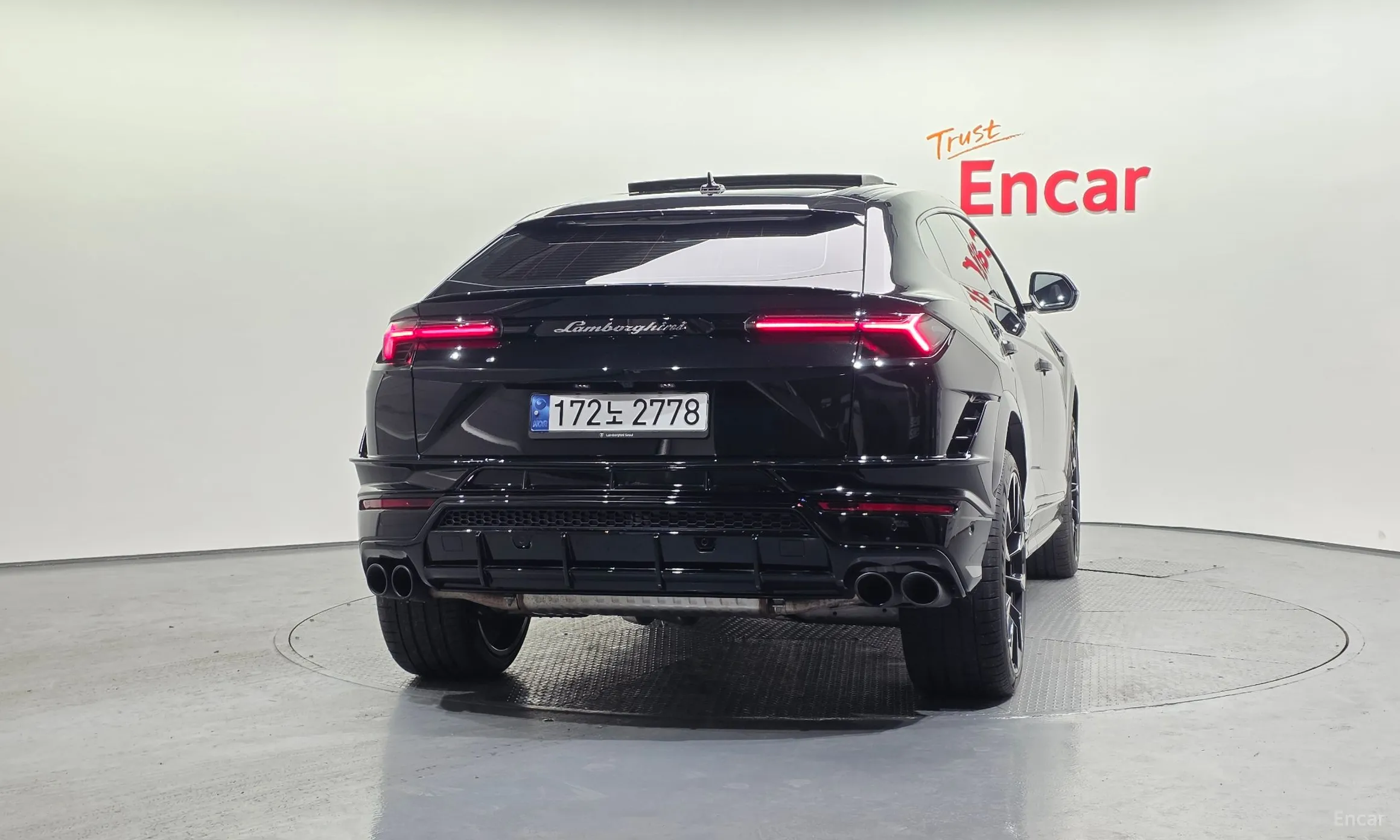 Lamborghini Urus превью 4