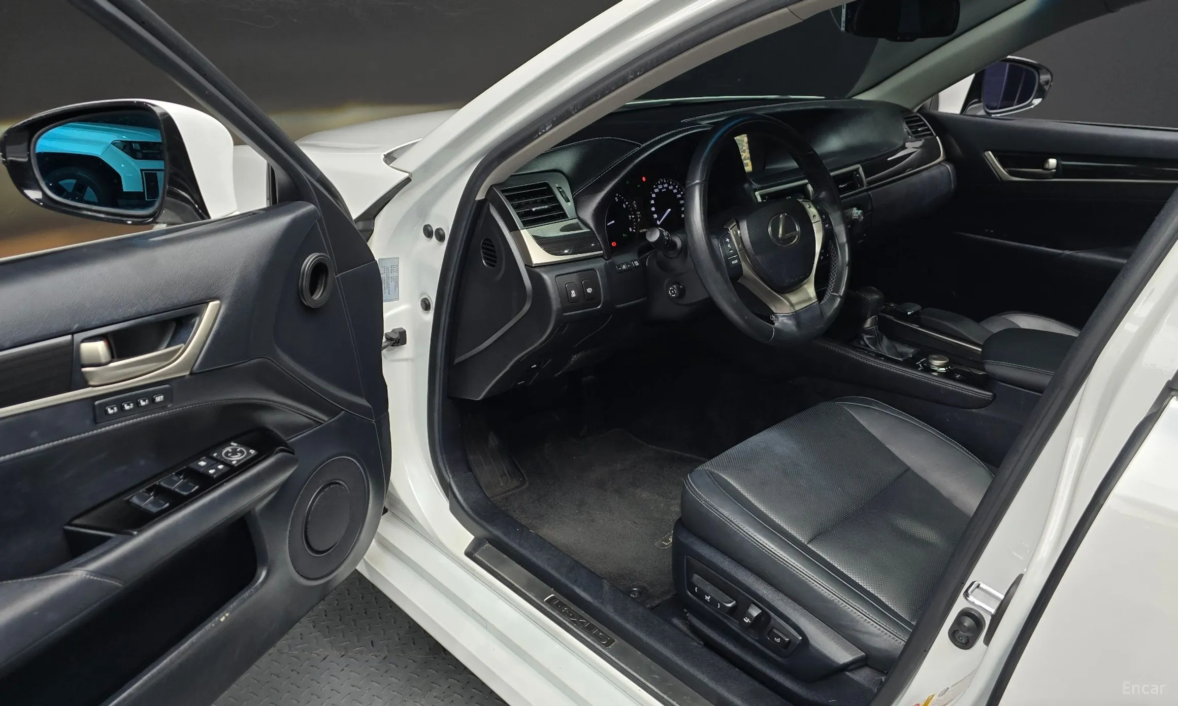 Lexus New GS250 превью 10
