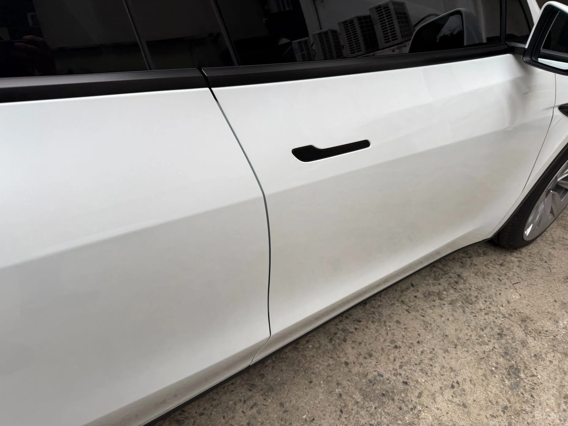 Tesla Model Y превью 13