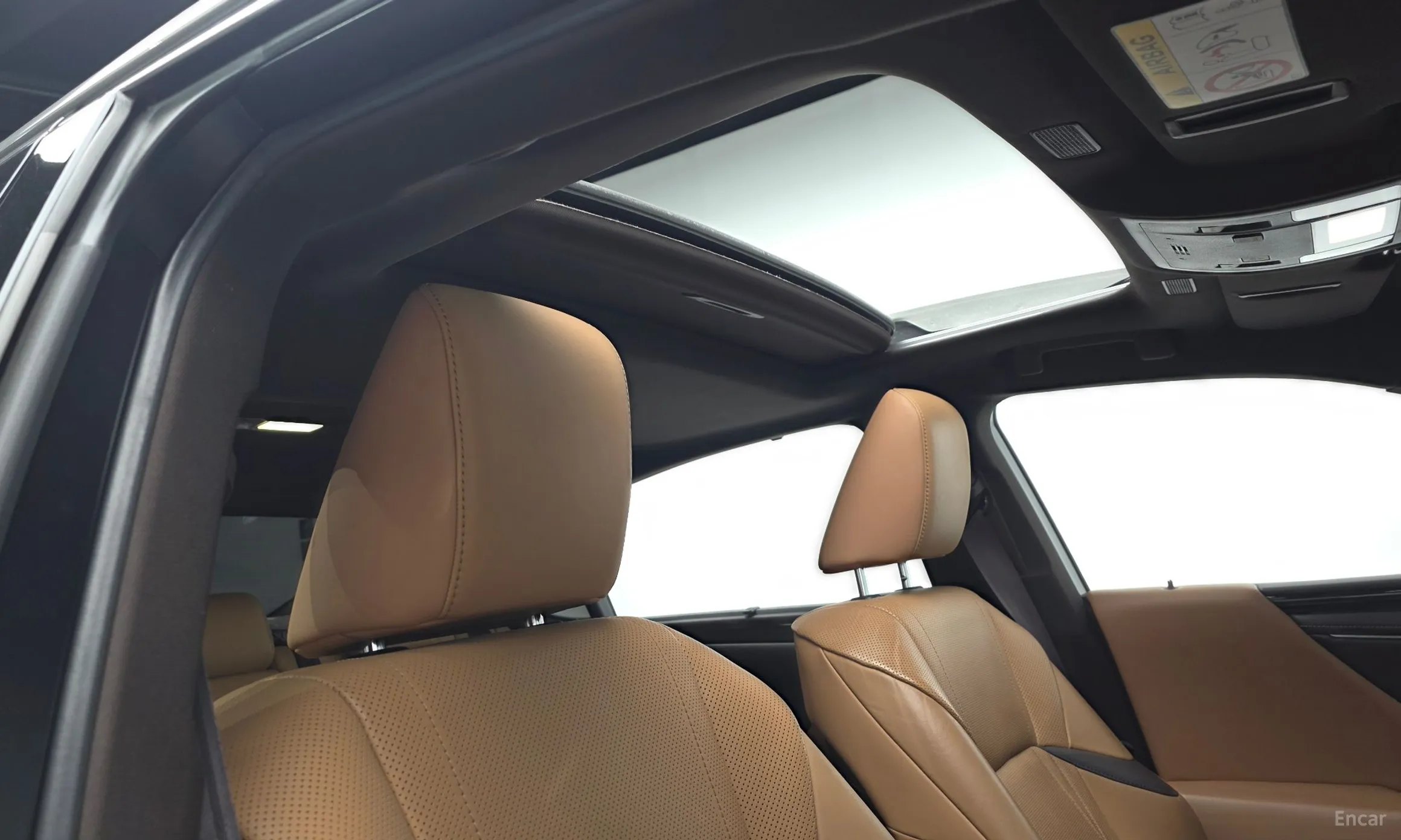 Lexus ES300h 7th Generation превью 16
