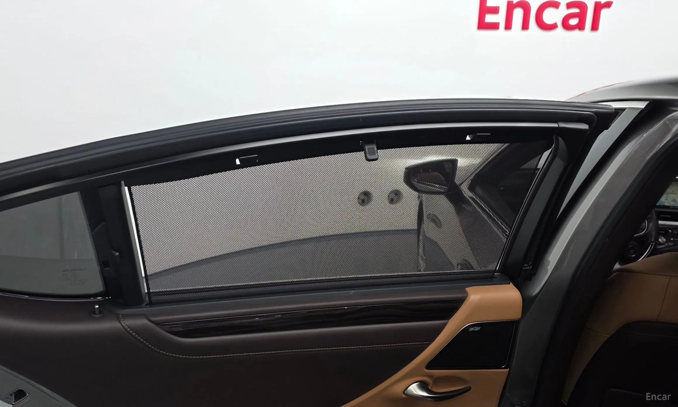 Lexus ES300h 7th Generation превью 18