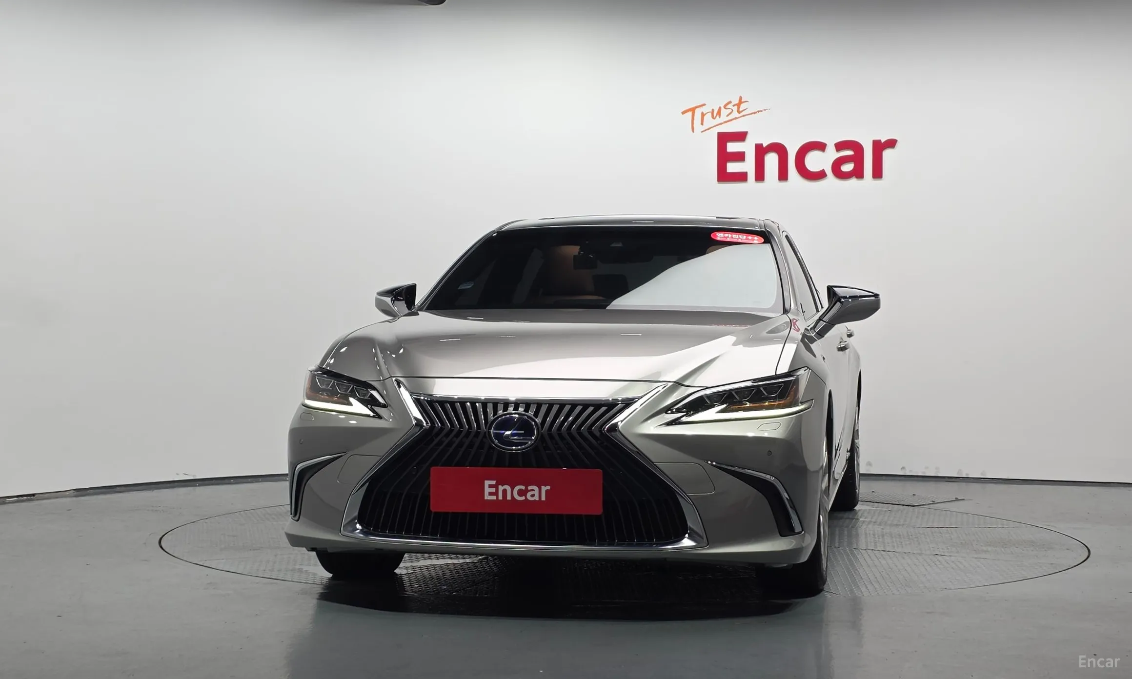 Lexus ES300h 7th Generation превью 3