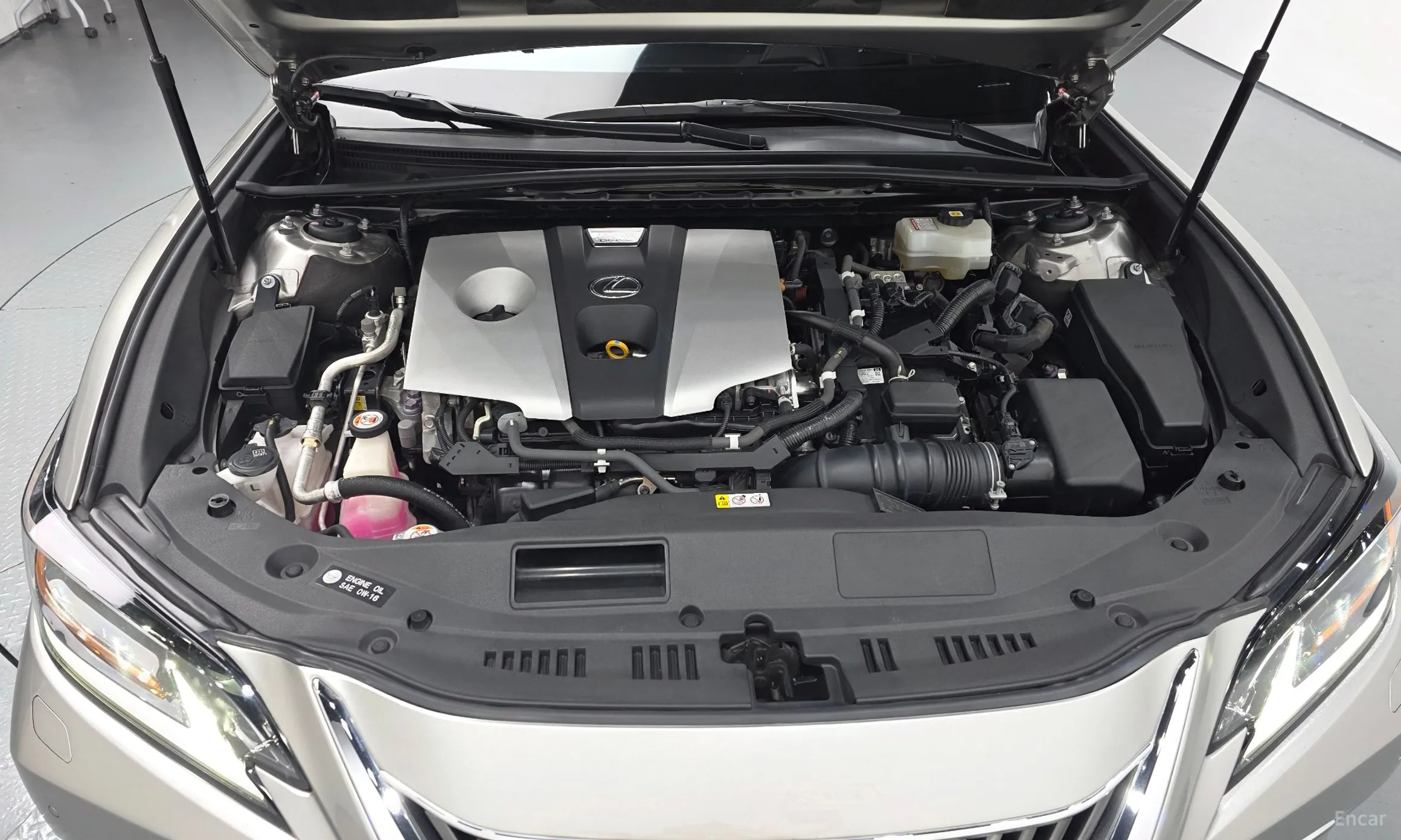 Lexus ES300h 7th Generation превью 6