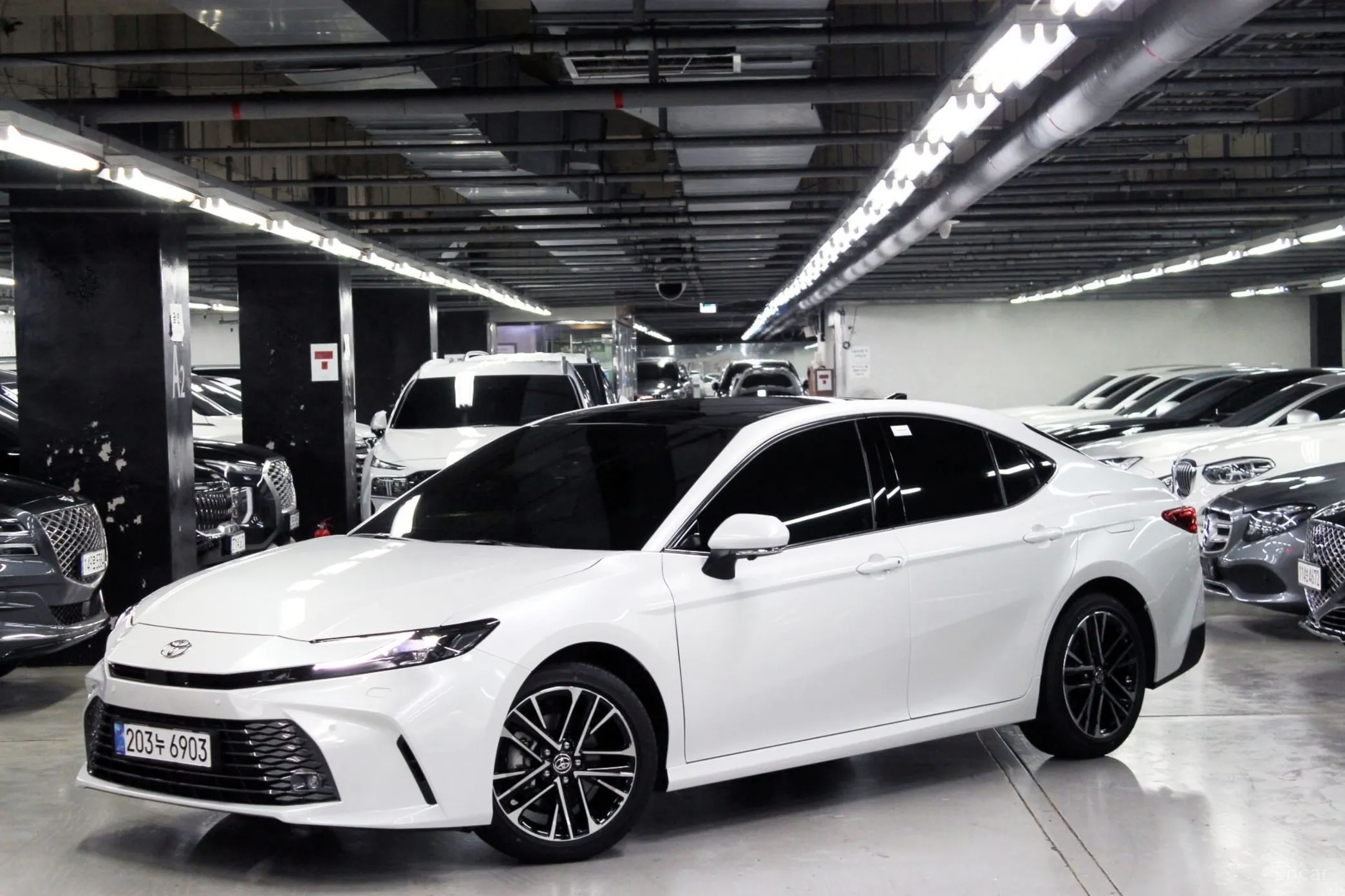 Toyota Camry (XV80) превью 3