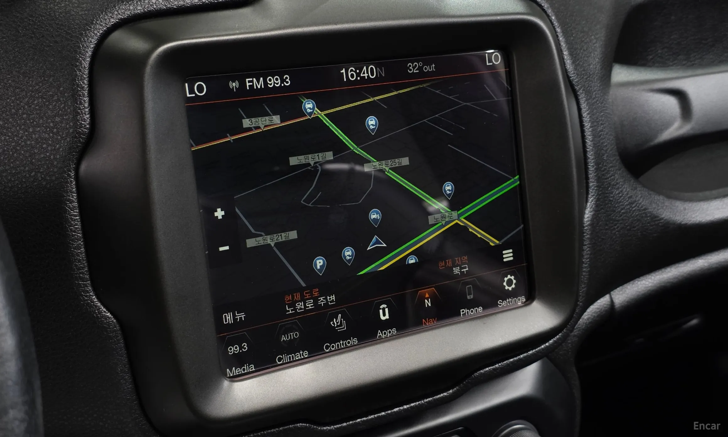 Jeep Renegade превью 13