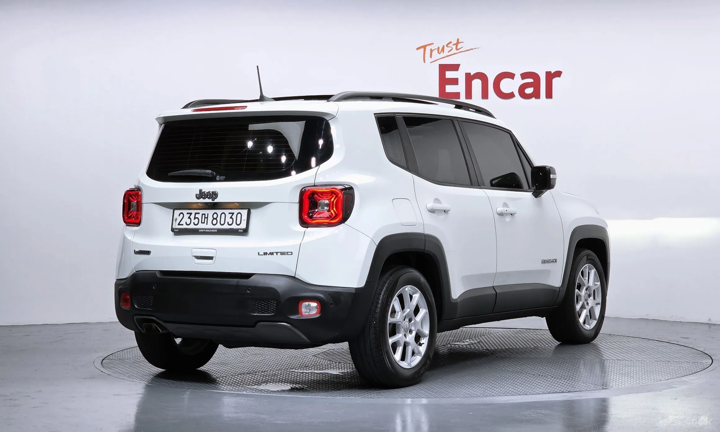 Jeep Renegade превью 2