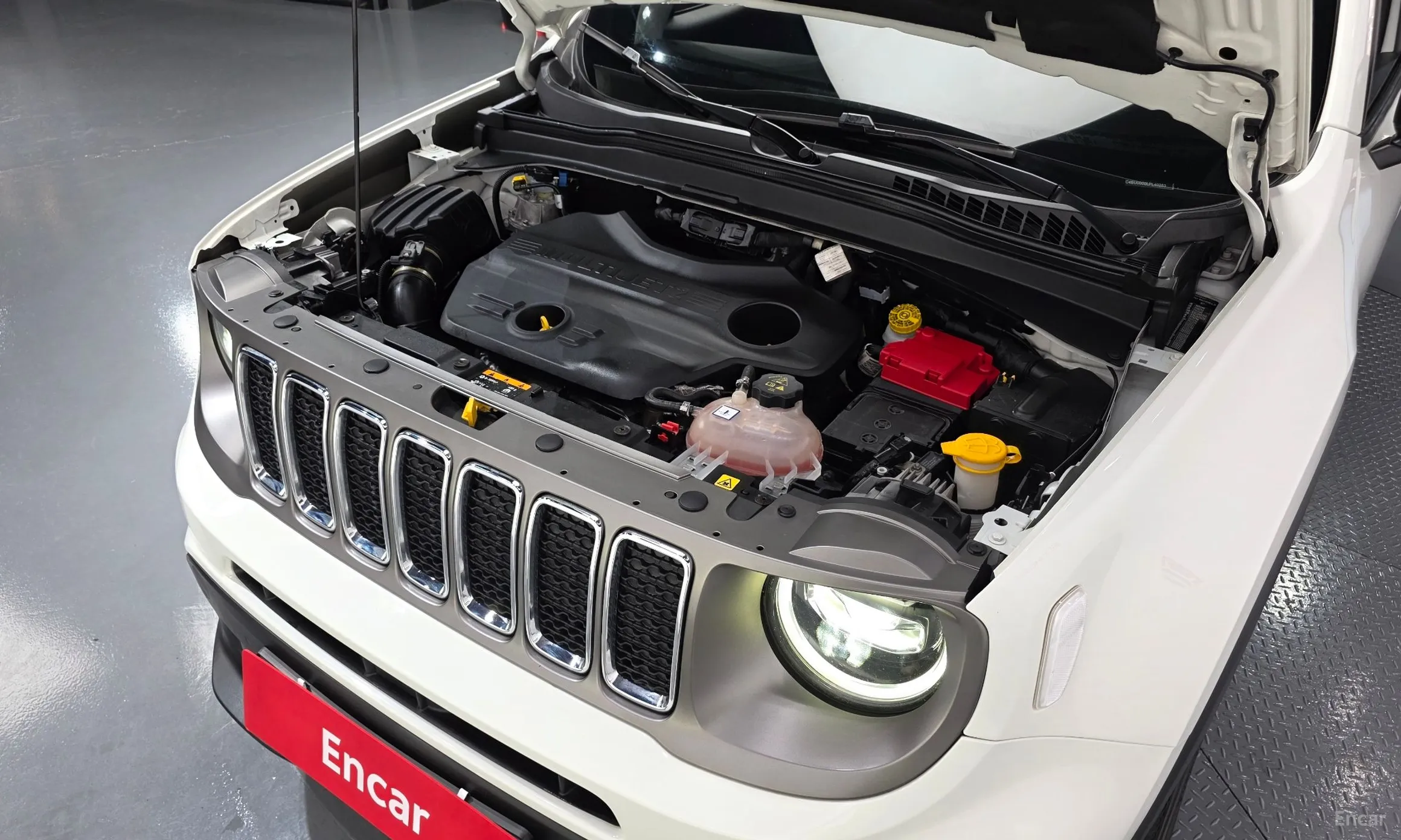 Jeep Renegade превью 6
