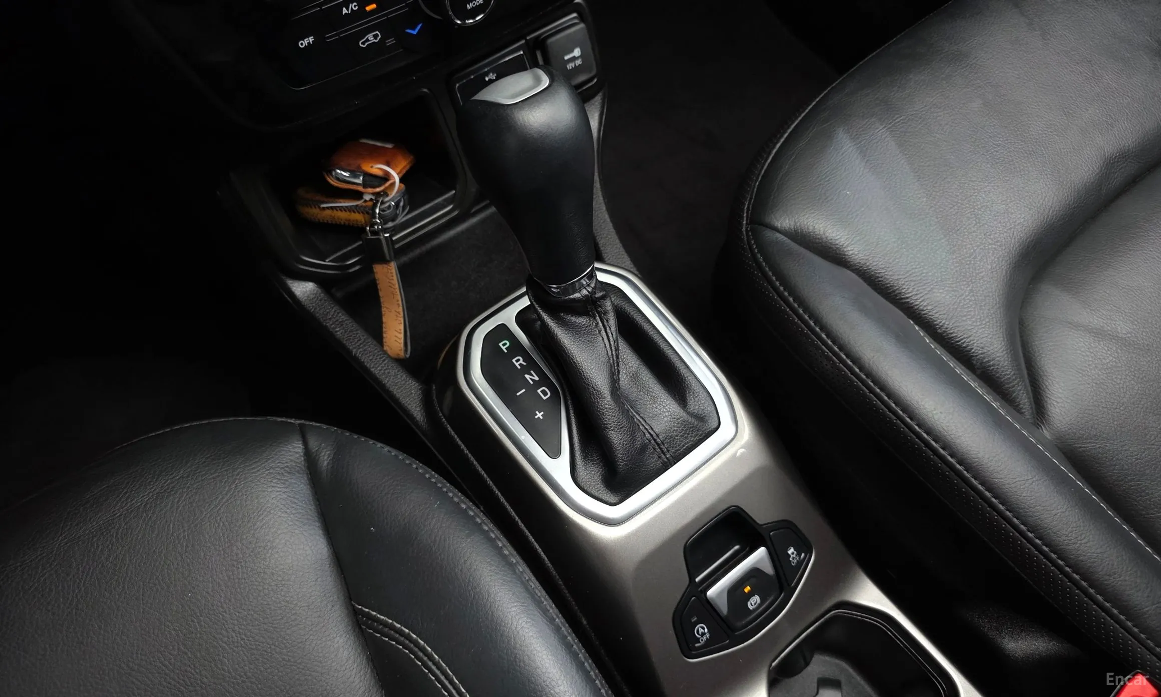Jeep Renegade превью 9