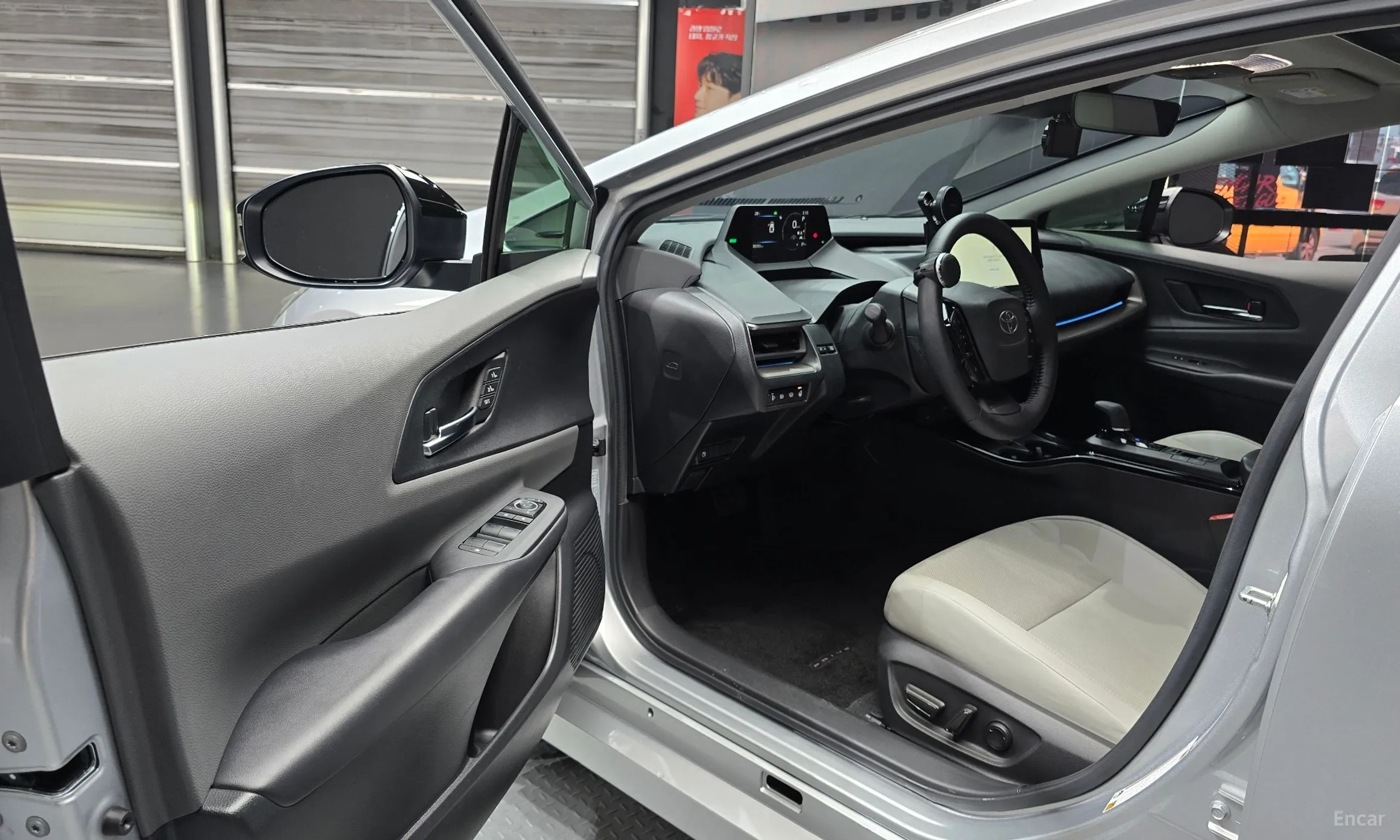 Toyota Prius 5th Generation превью 10