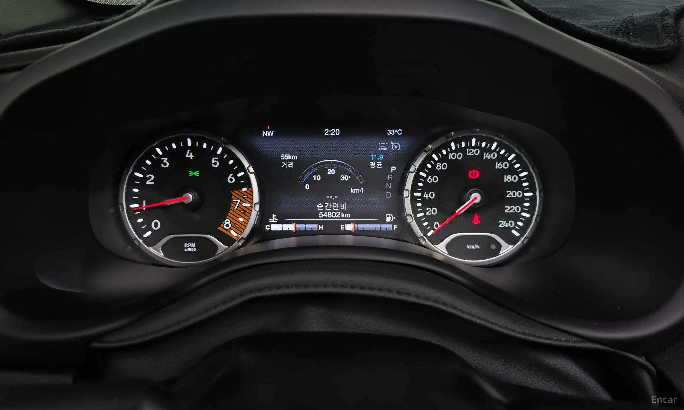 Jeep Renegade превью 8