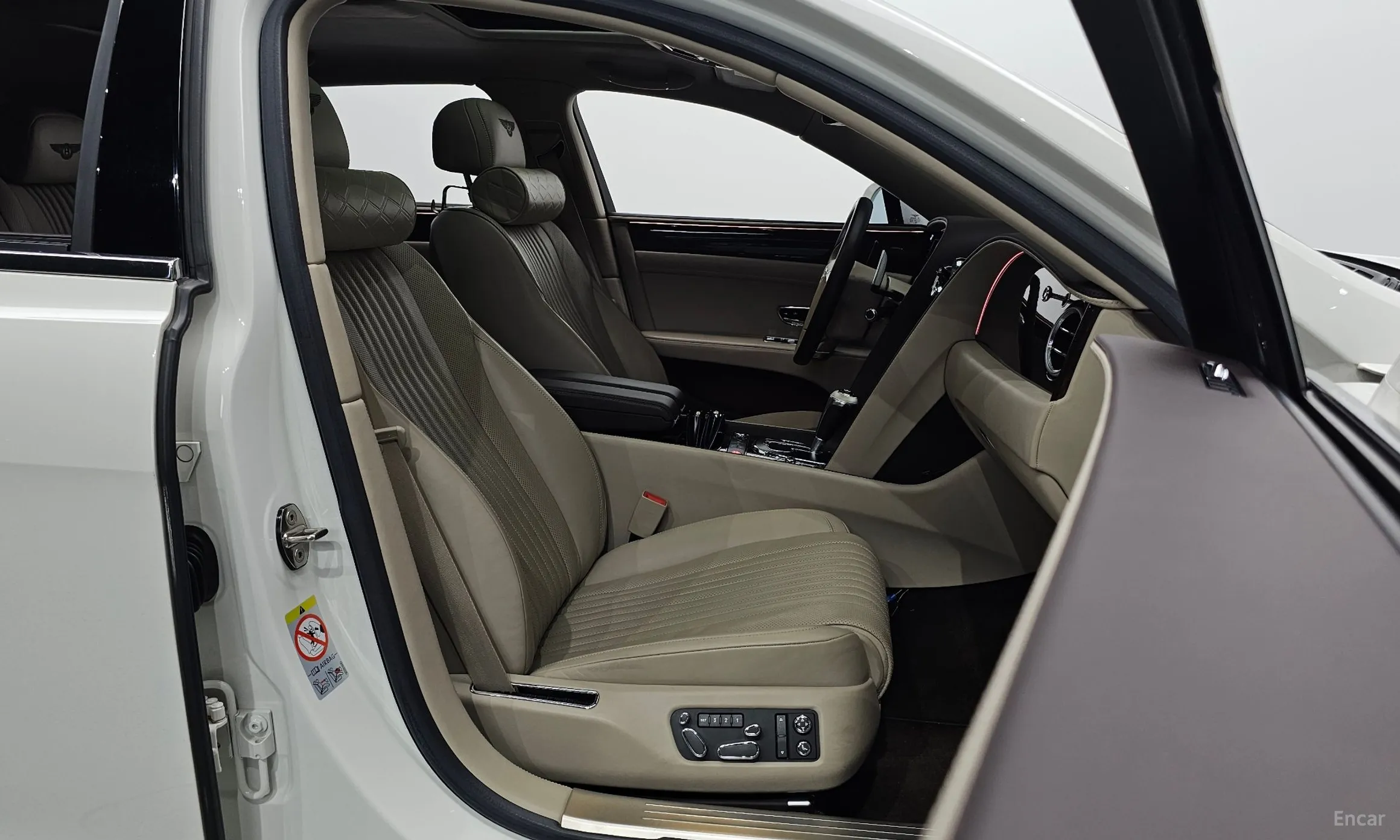 Bentley Flying Spur 2nd Generation превью 10