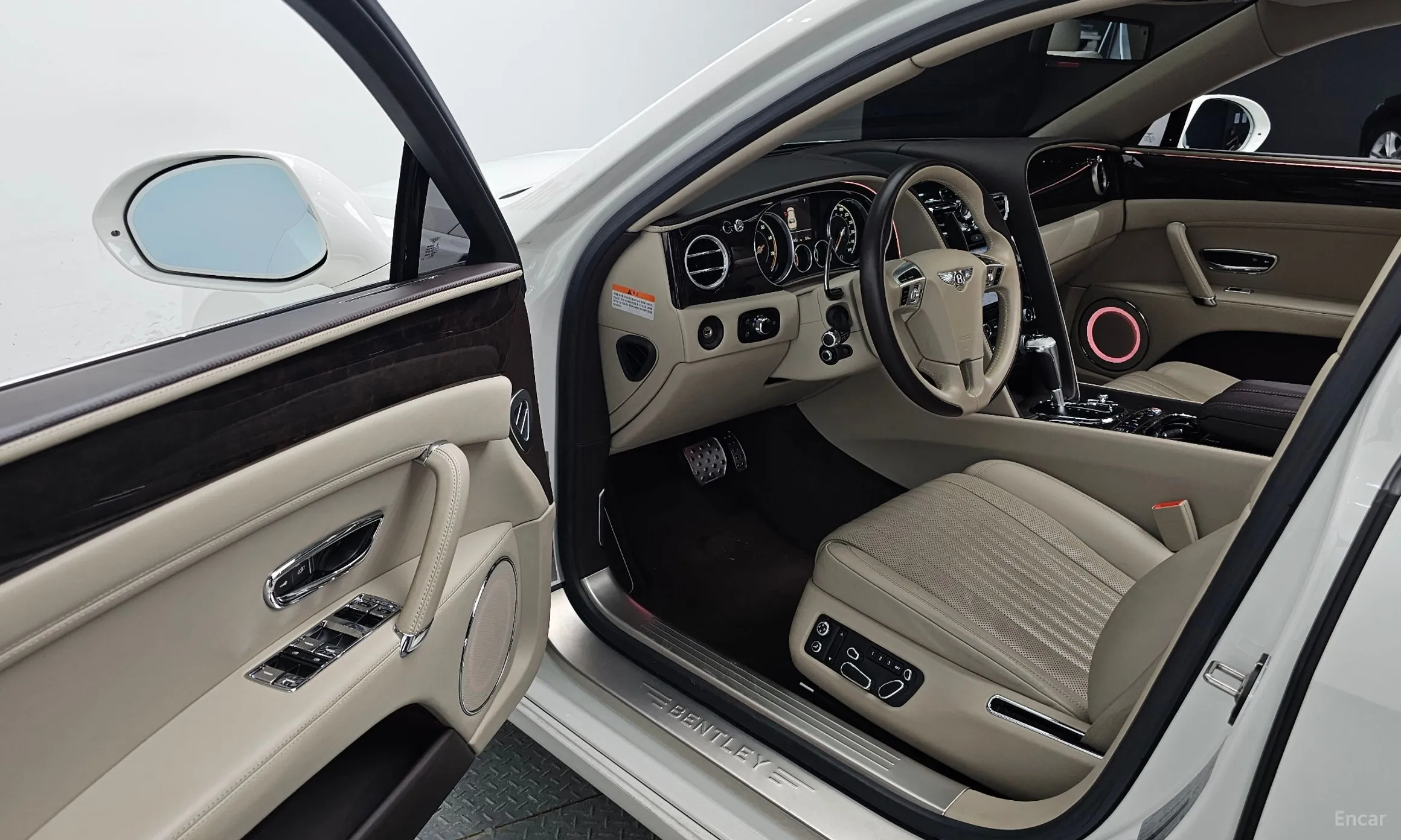 Bentley Flying Spur 2nd Generation превью 11