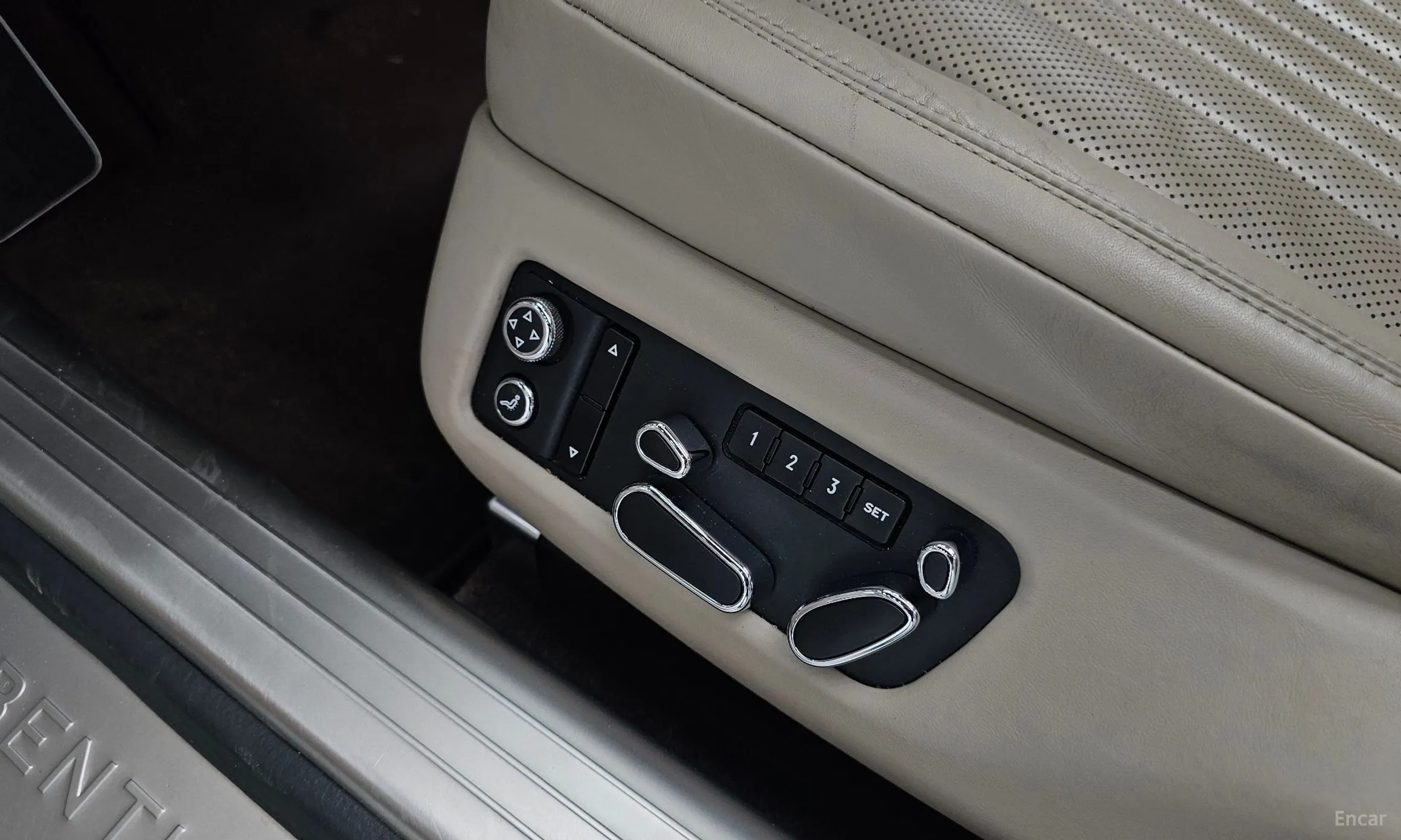Bentley Flying Spur 2nd Generation превью 17
