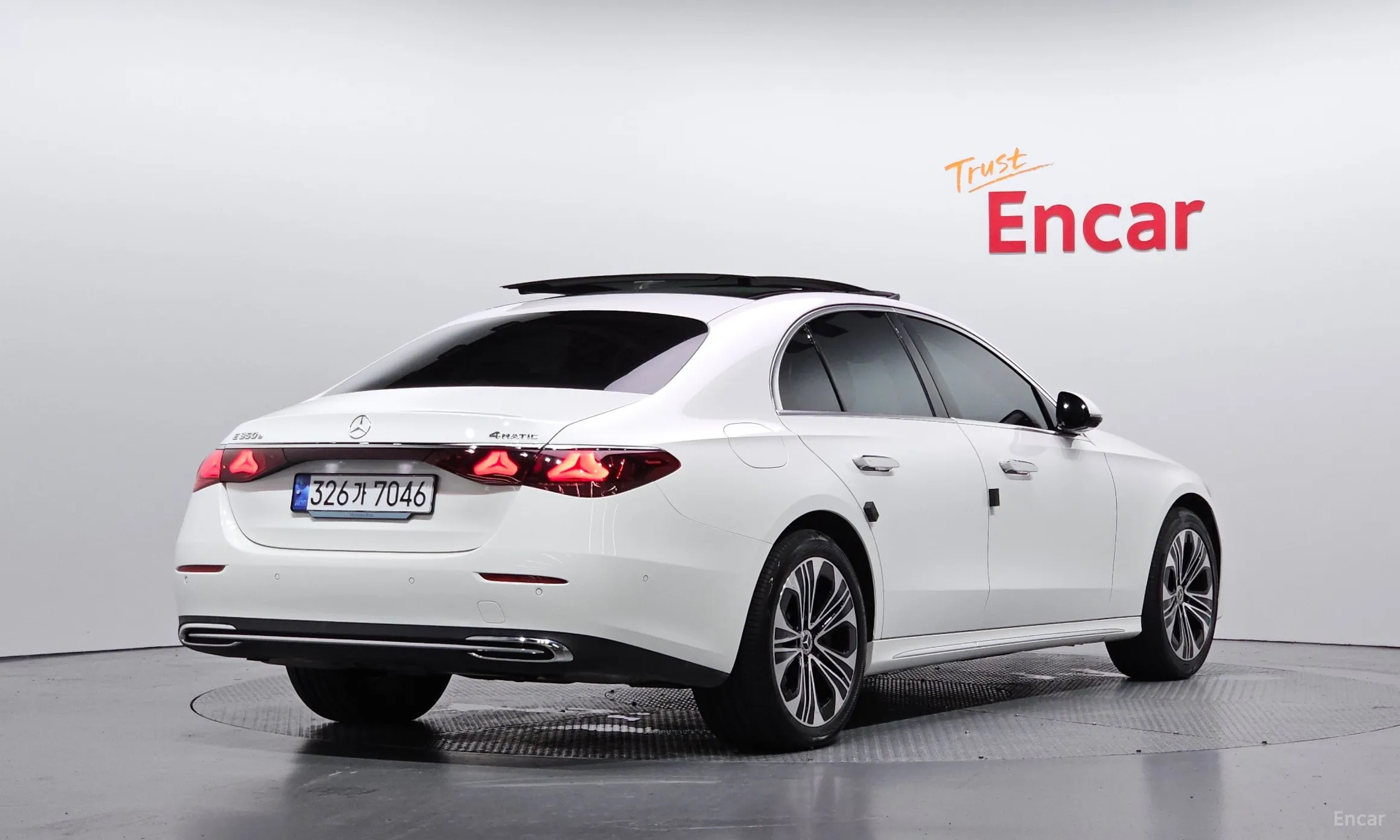 Mercedes Benz E-Class W214