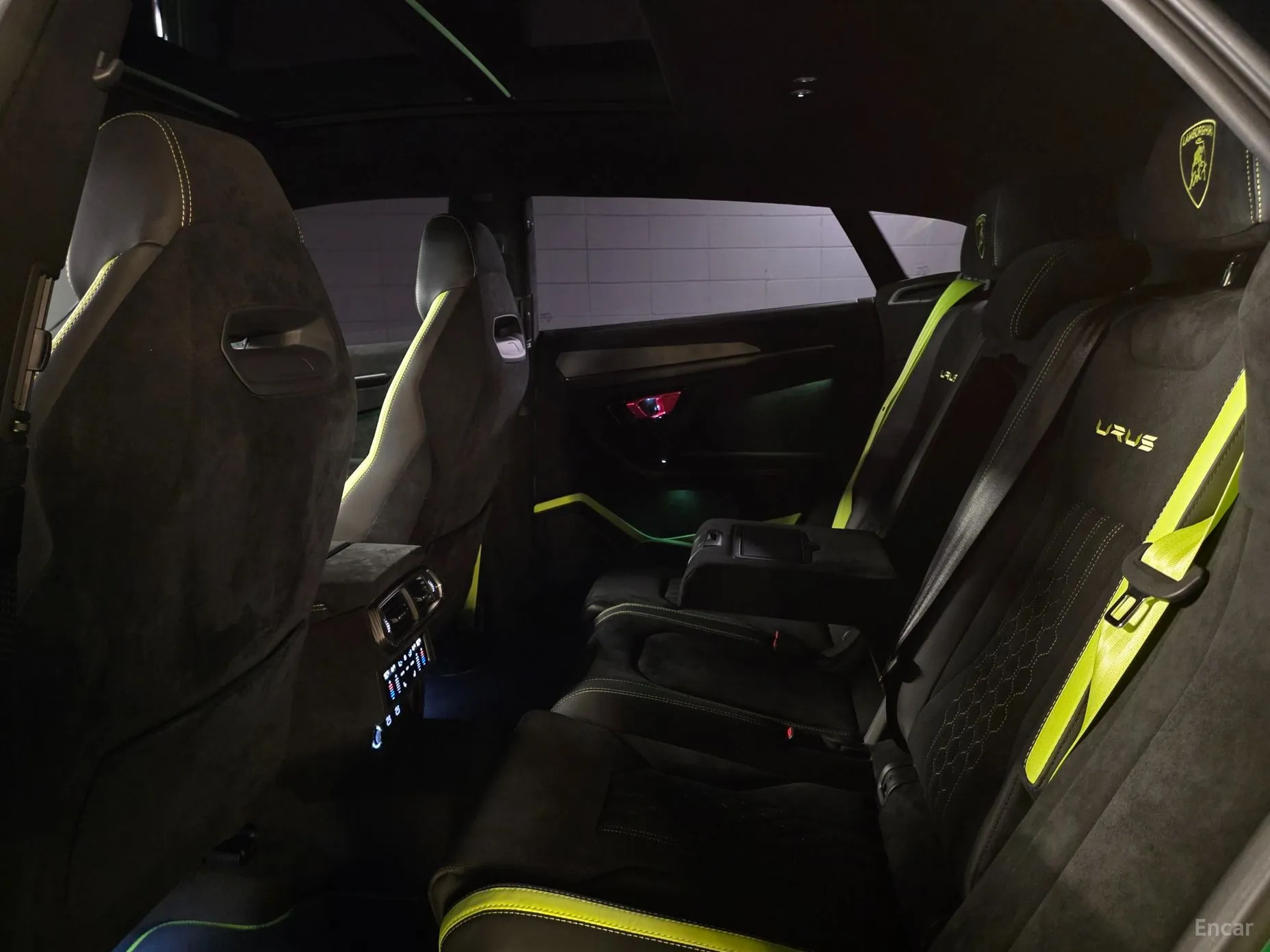 Lamborghini Urus превью 16