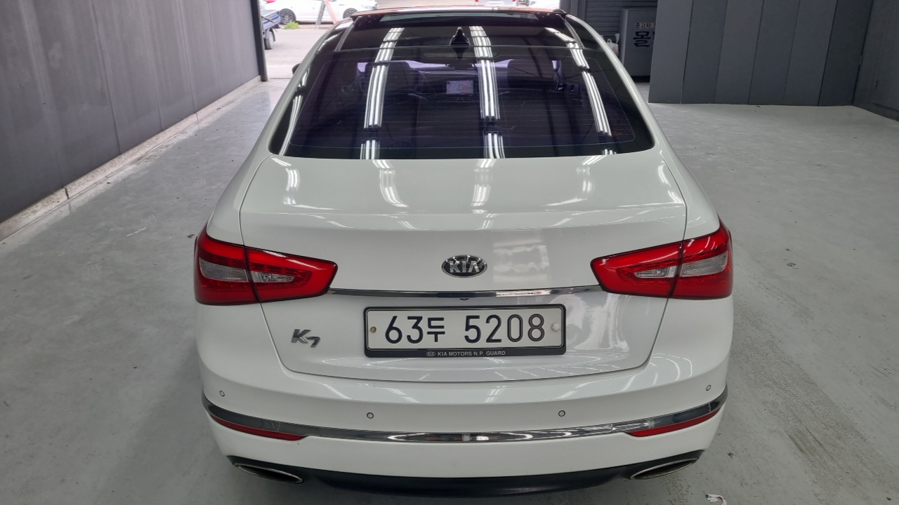 Kia K7 превью 4