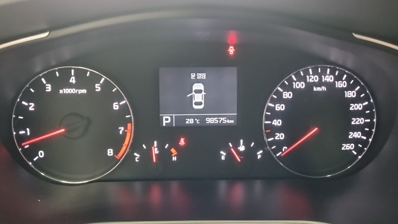 Kia K7 превью 8