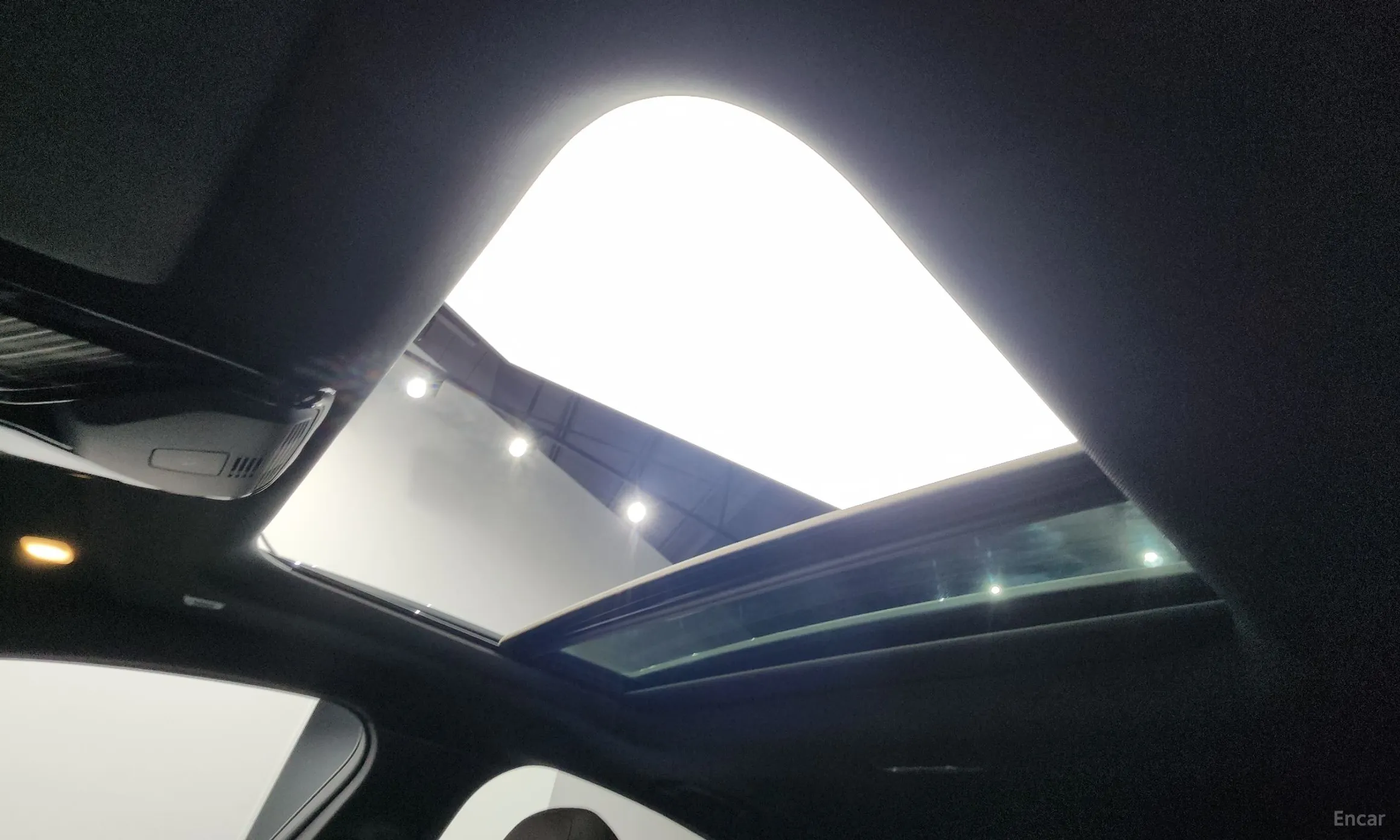 BMW Series 4 (G22) превью 18