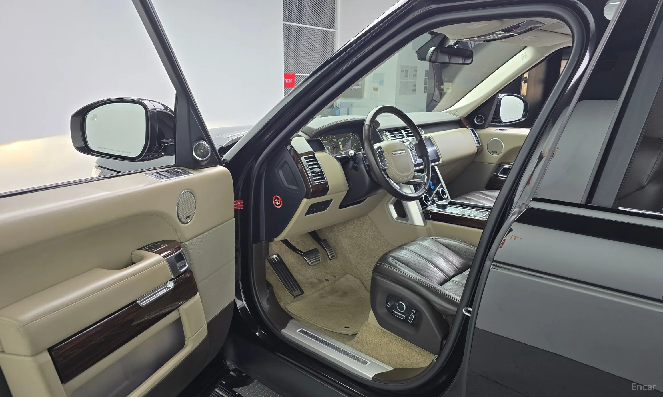 Land Rover Range Rover 4th Generation превью 10