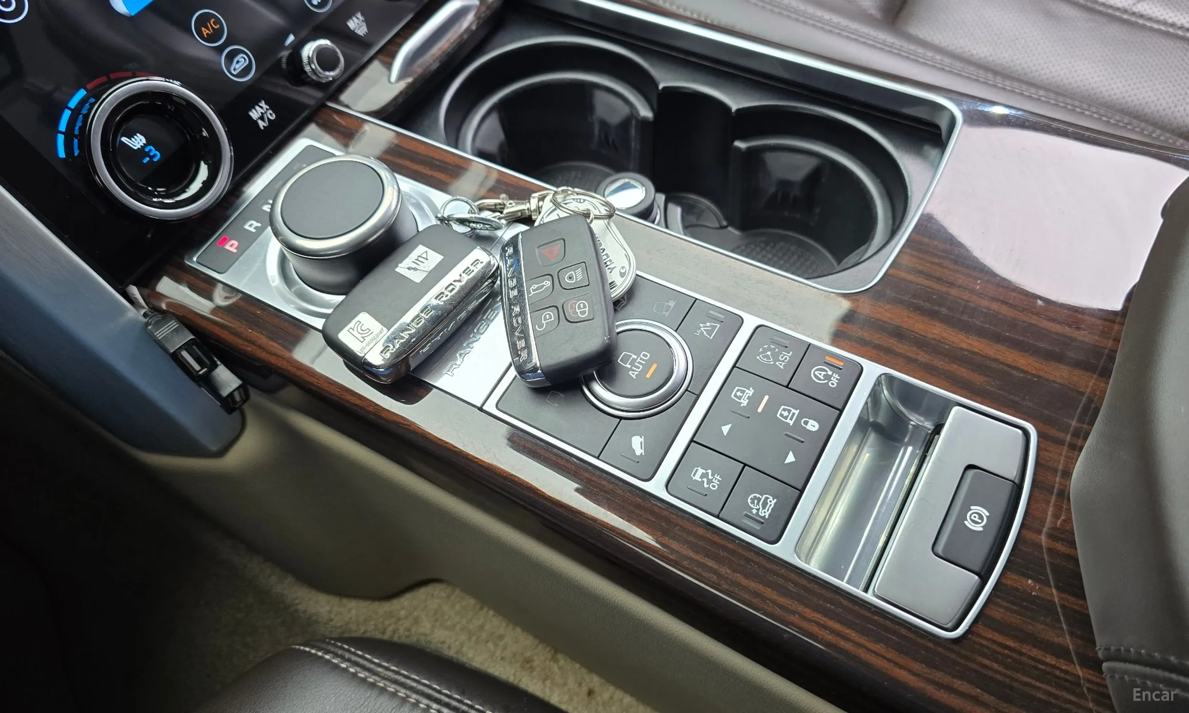 Land Rover Range Rover 4th Generation превью 9