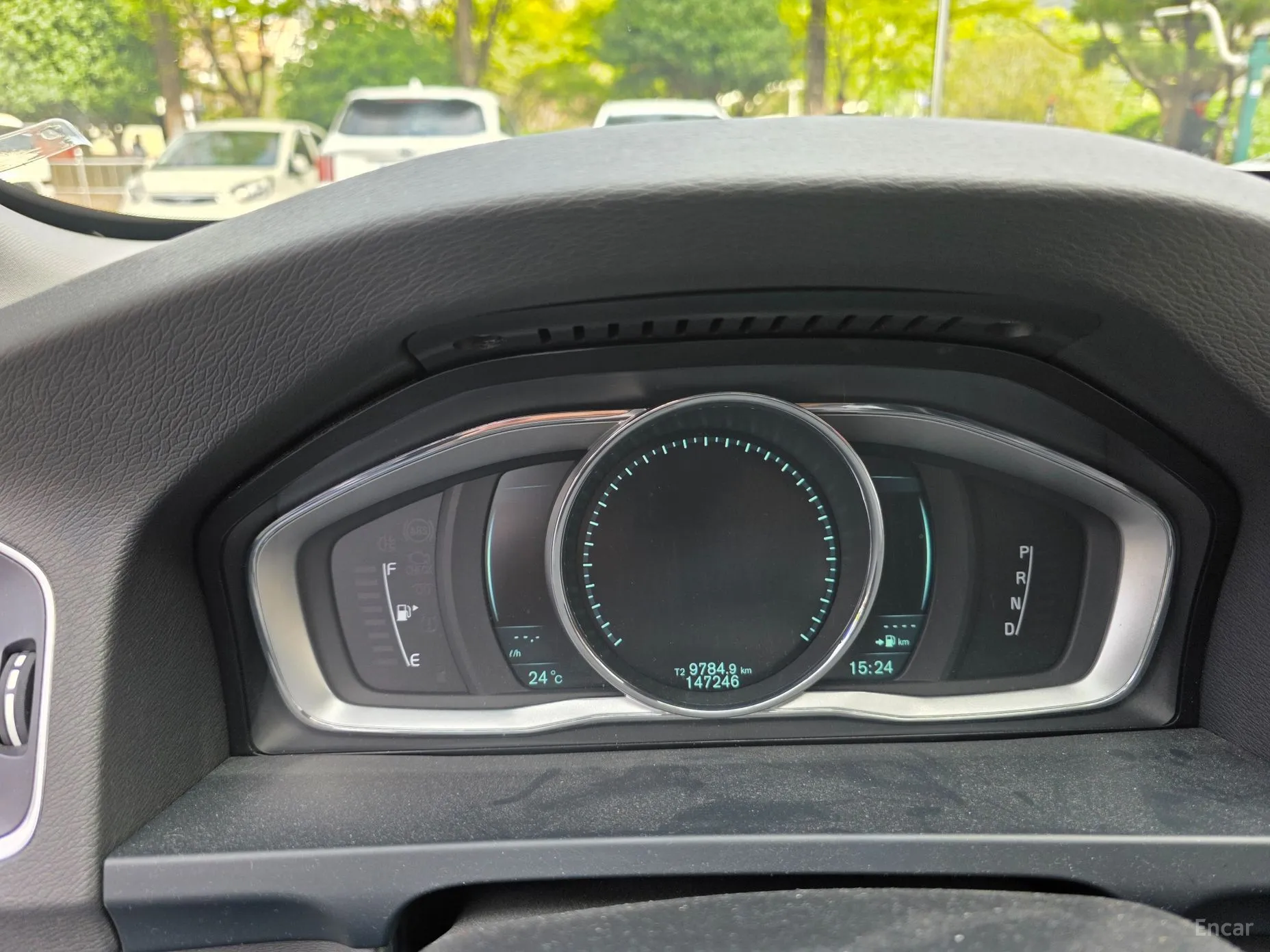 Volvo S60 превью 8