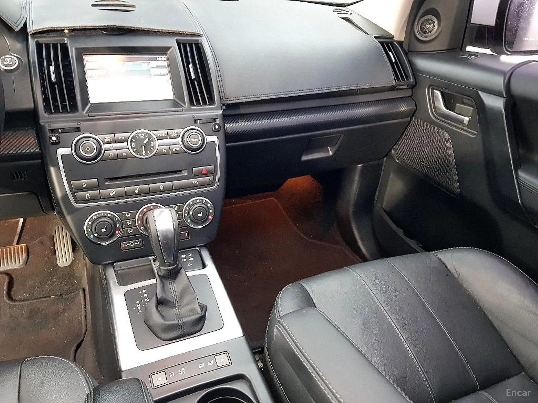 Land Rover Freelander 2 превью 9