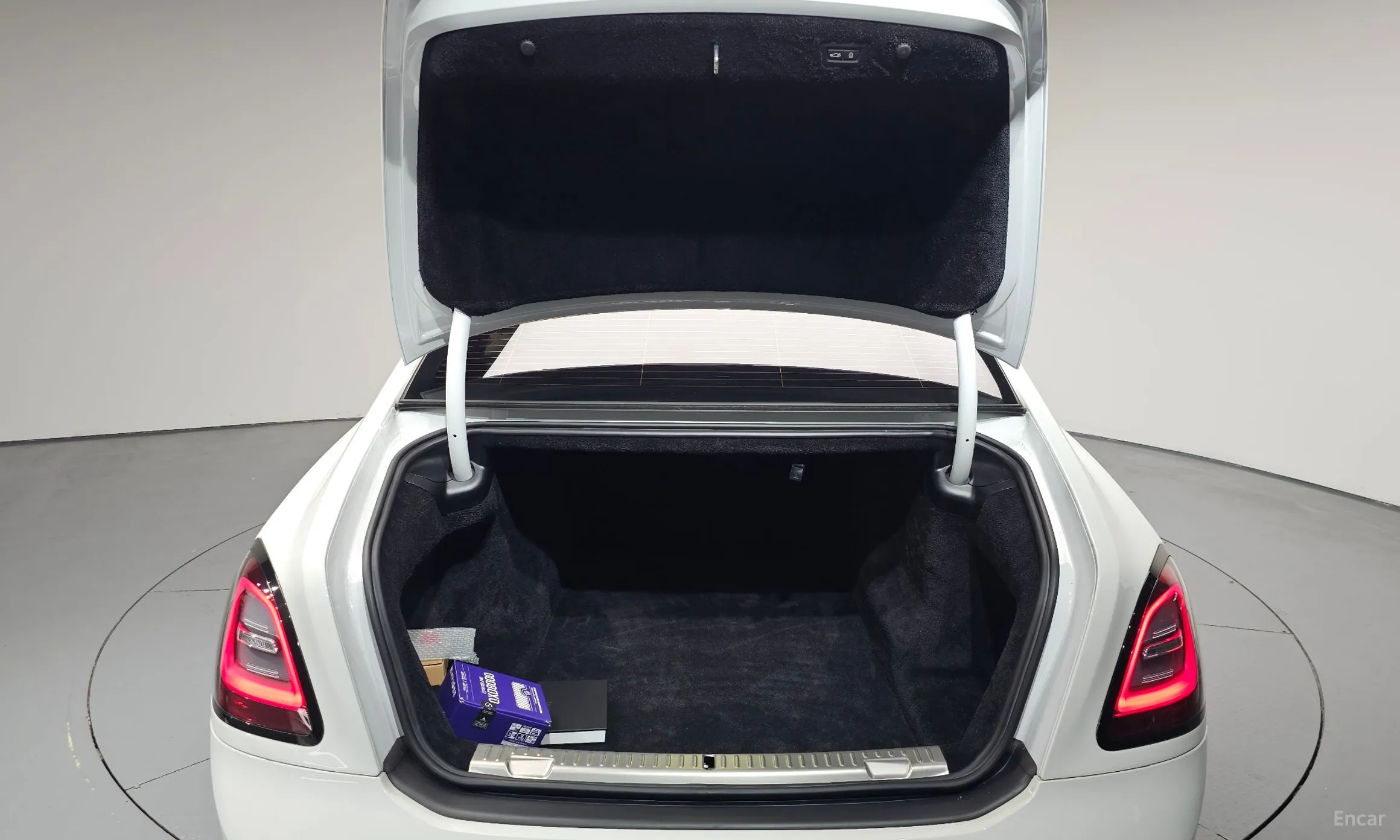 Rolls-Royce Ghost 2nd Generation превью 20