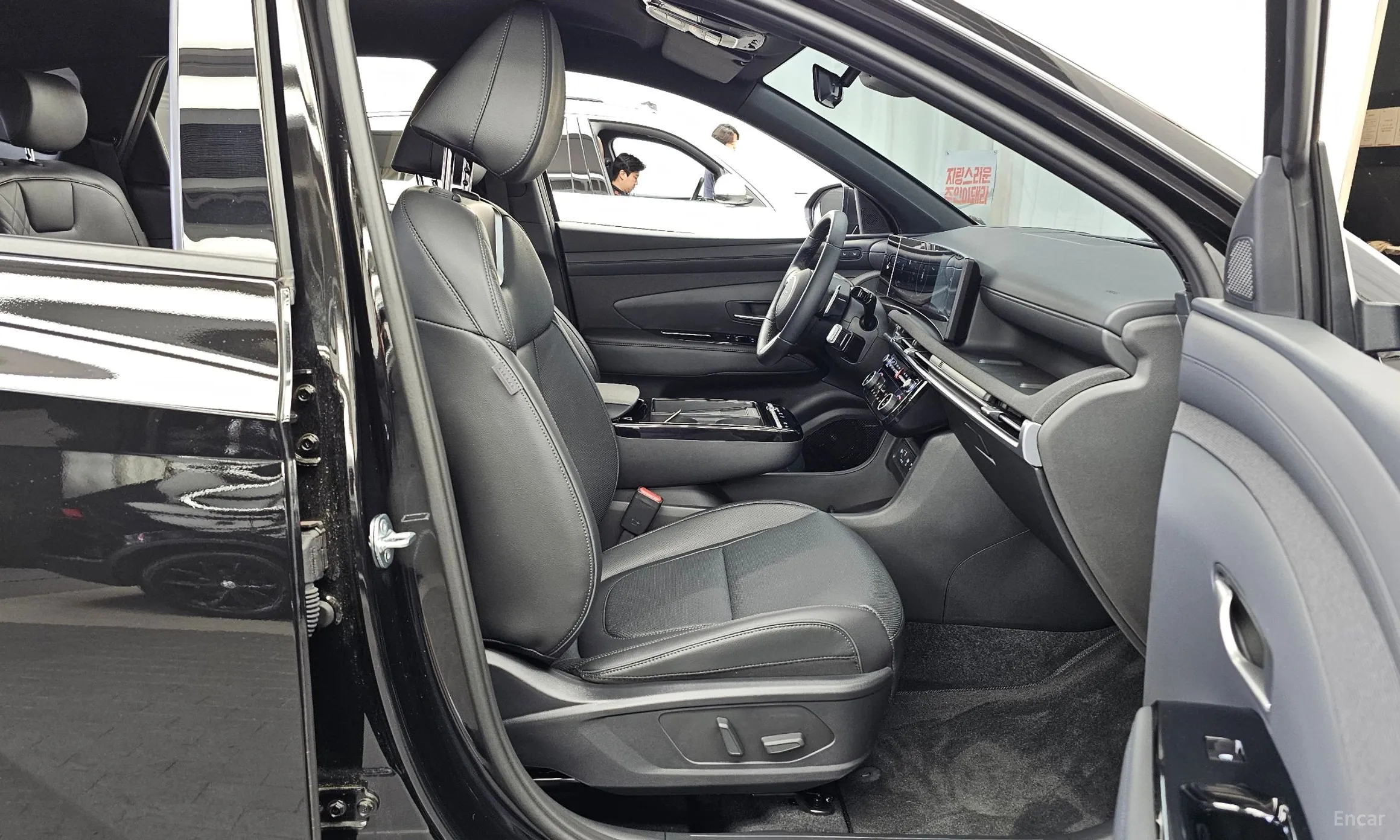 Hyundai Tucson (NX4) превью 11