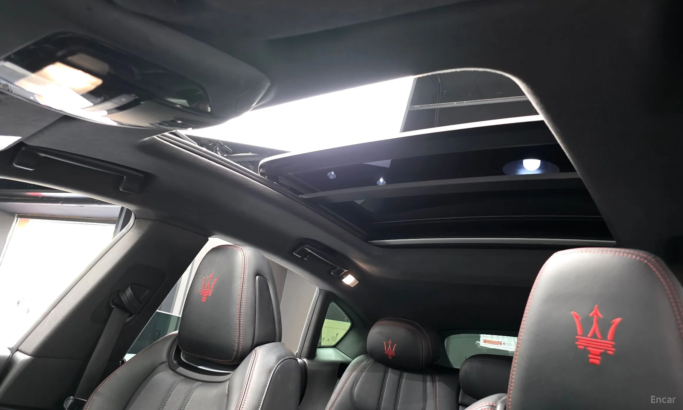 Maserati Levante превью 19