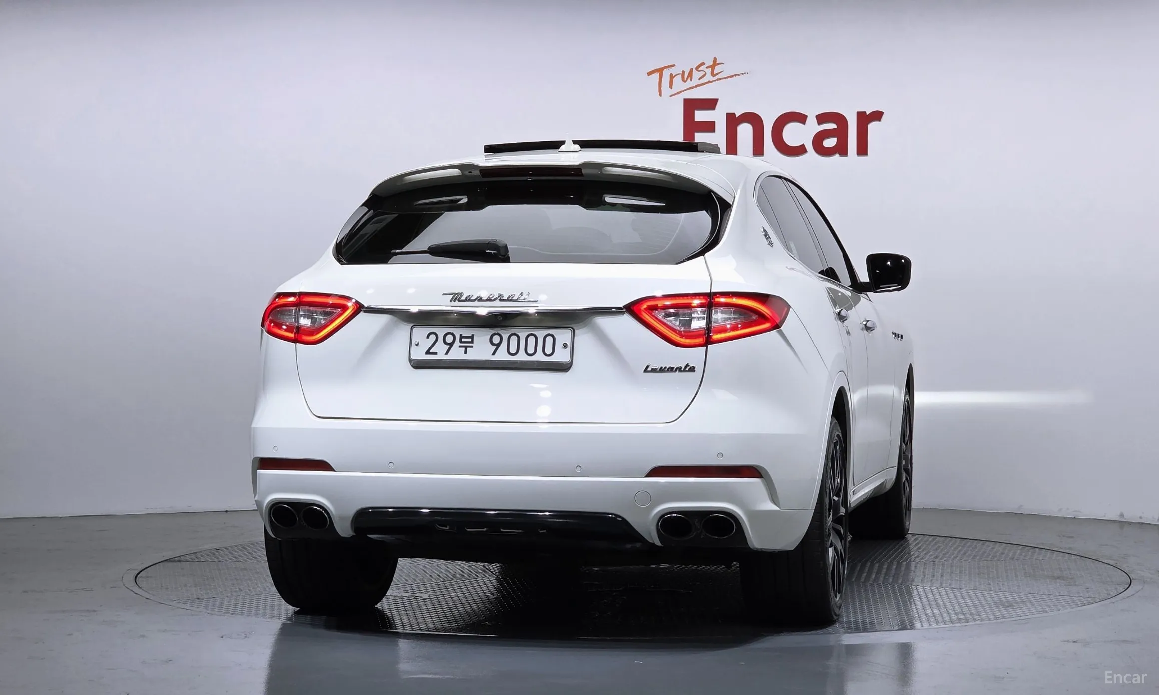 Maserati Levante превью 4