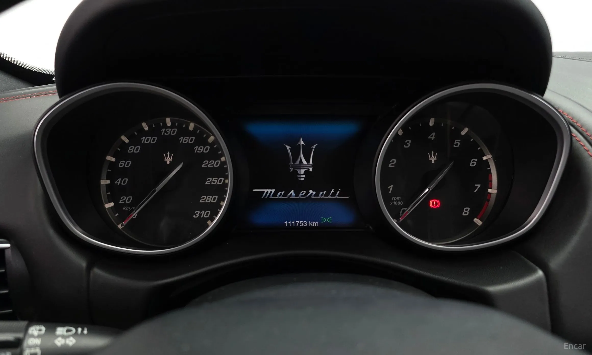 Maserati Levante превью 8