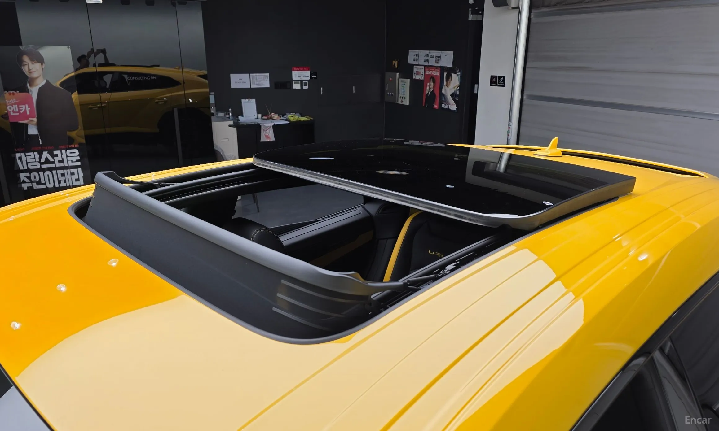 Lamborghini Urus превью 19