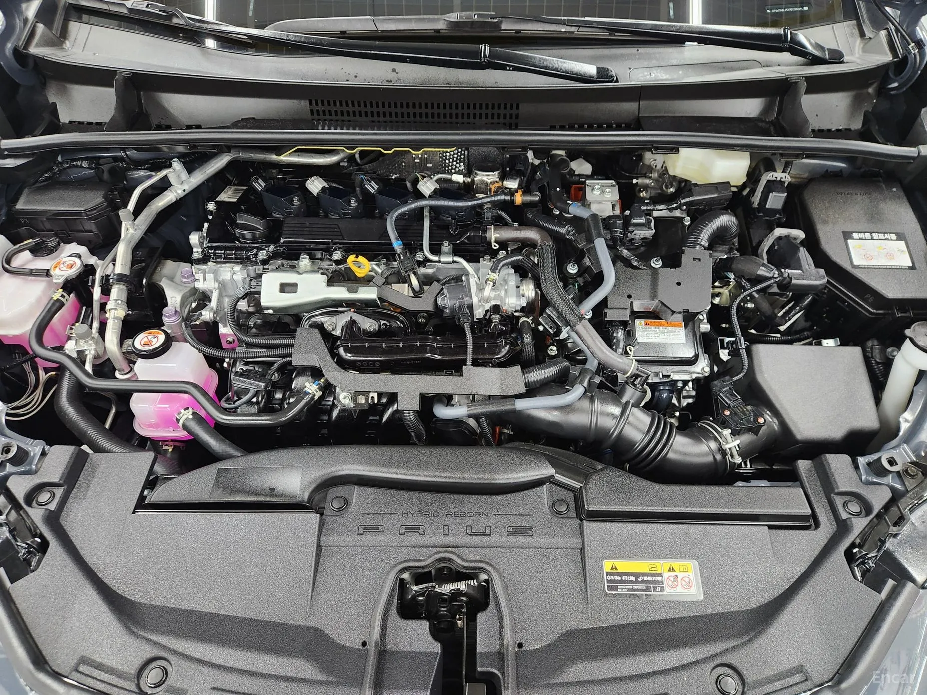 Toyota Prius 5th Generation превью 6