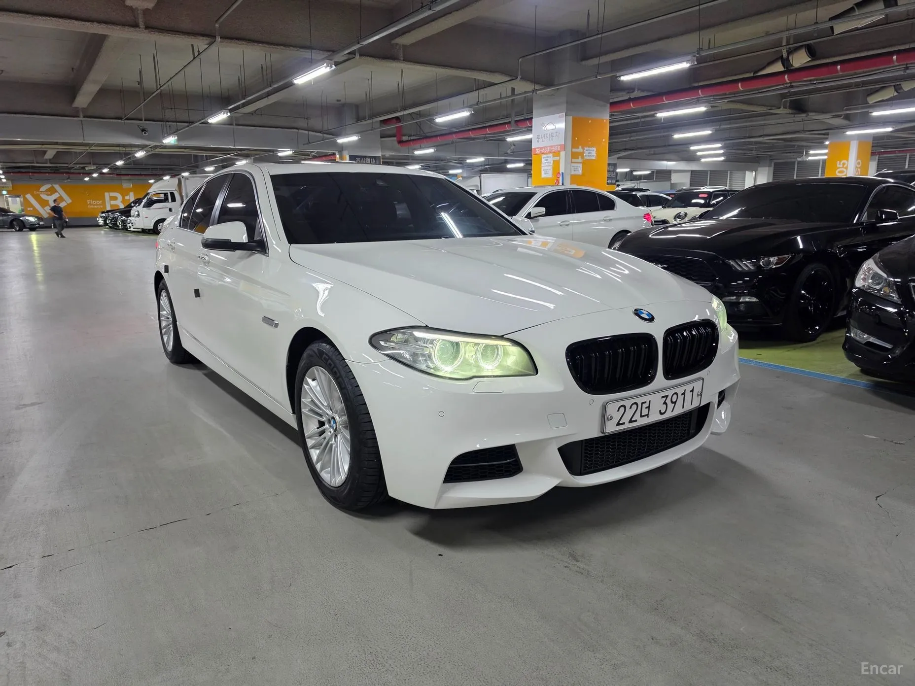 BMW 5 Series (F10) превью 3