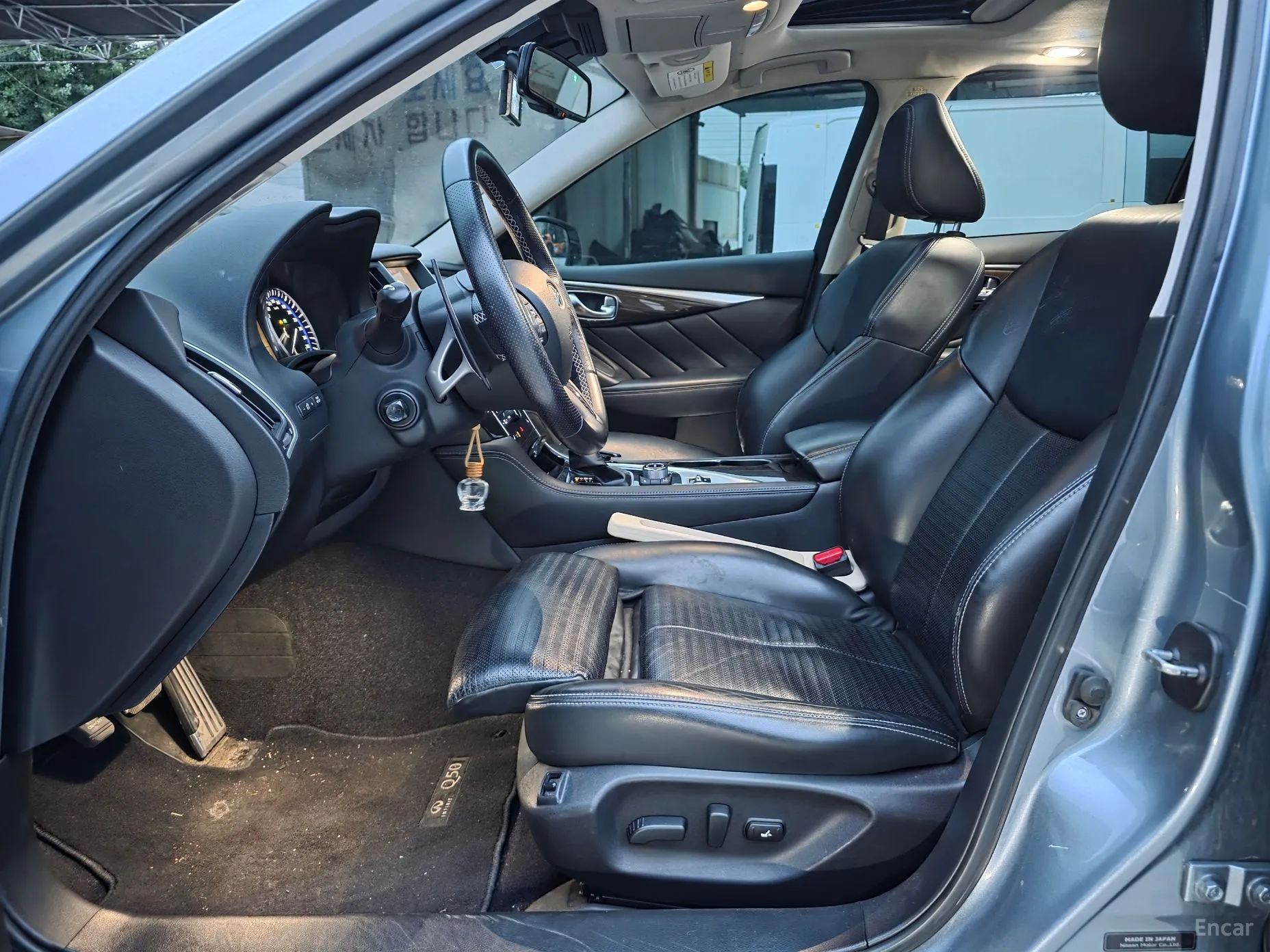 Infiniti Q50 превью 15
