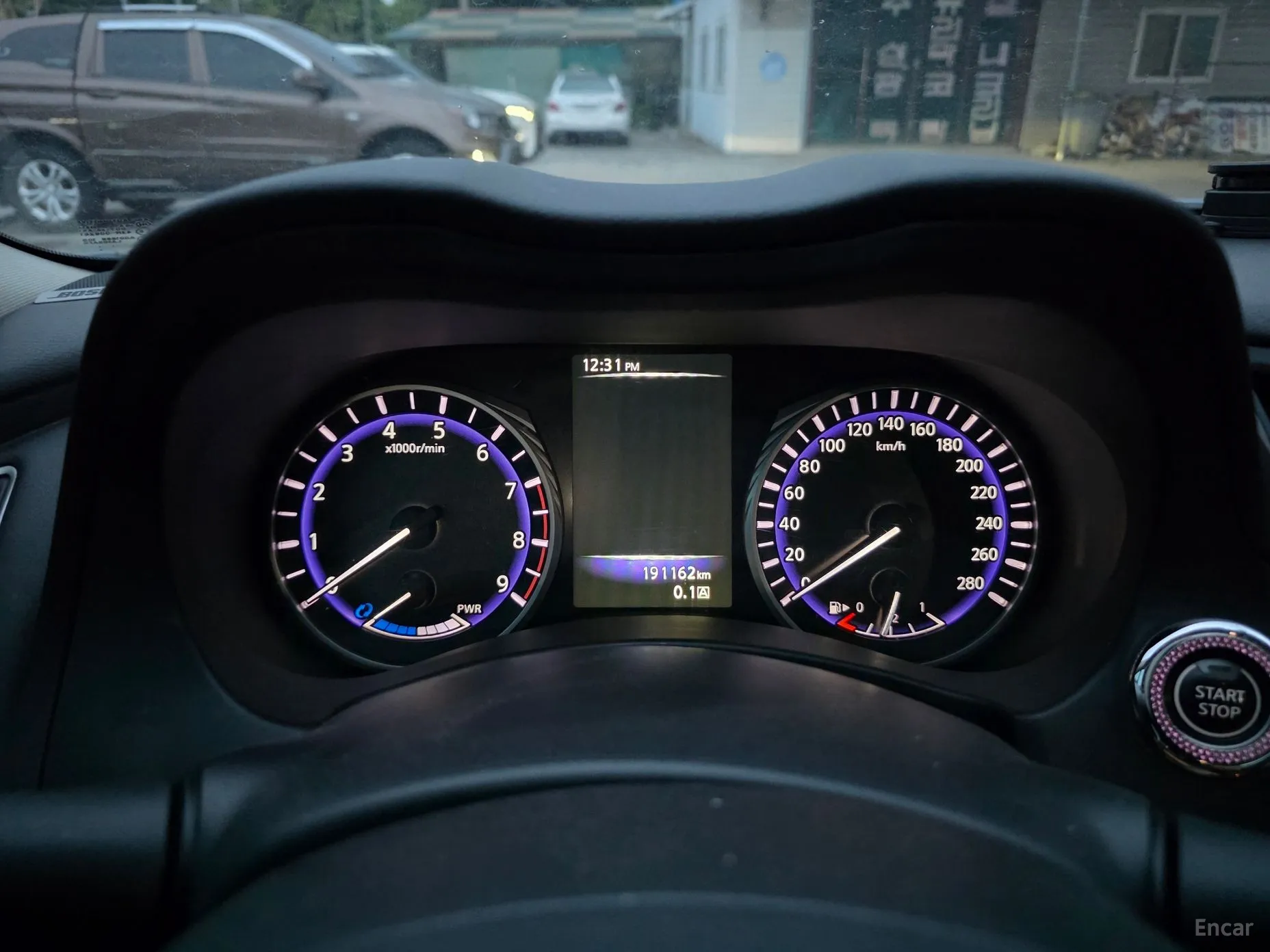Infiniti Q50 превью 17