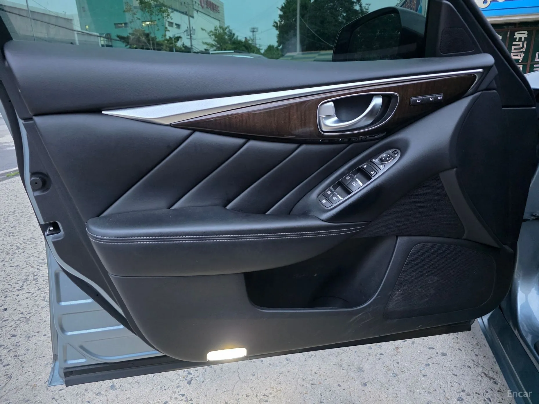 Infiniti Q50 превью 18