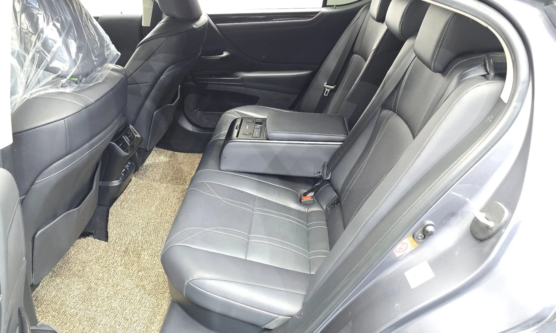Lexus ES300h 7th Generation превью 12