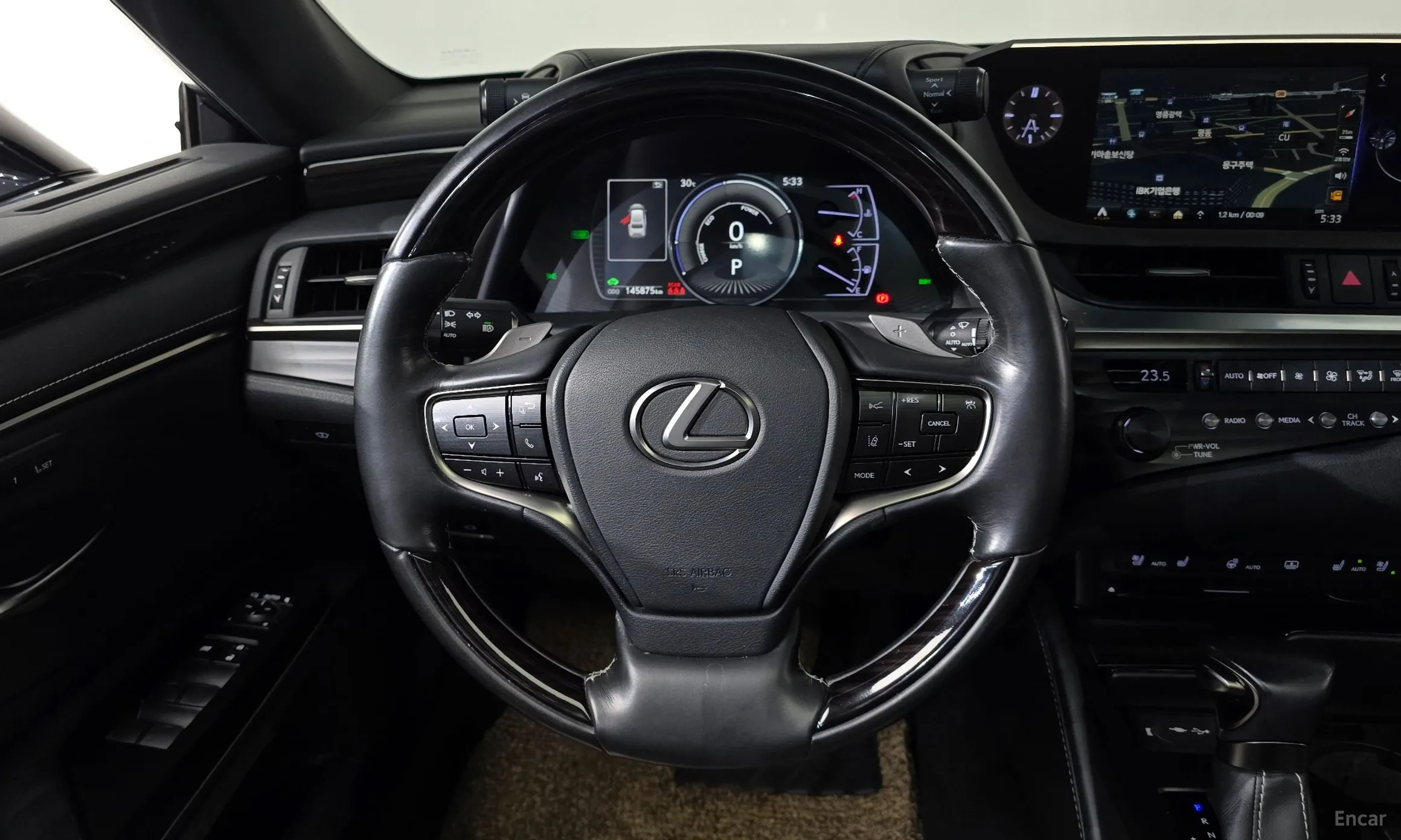 Lexus ES300h 7th Generation превью 14