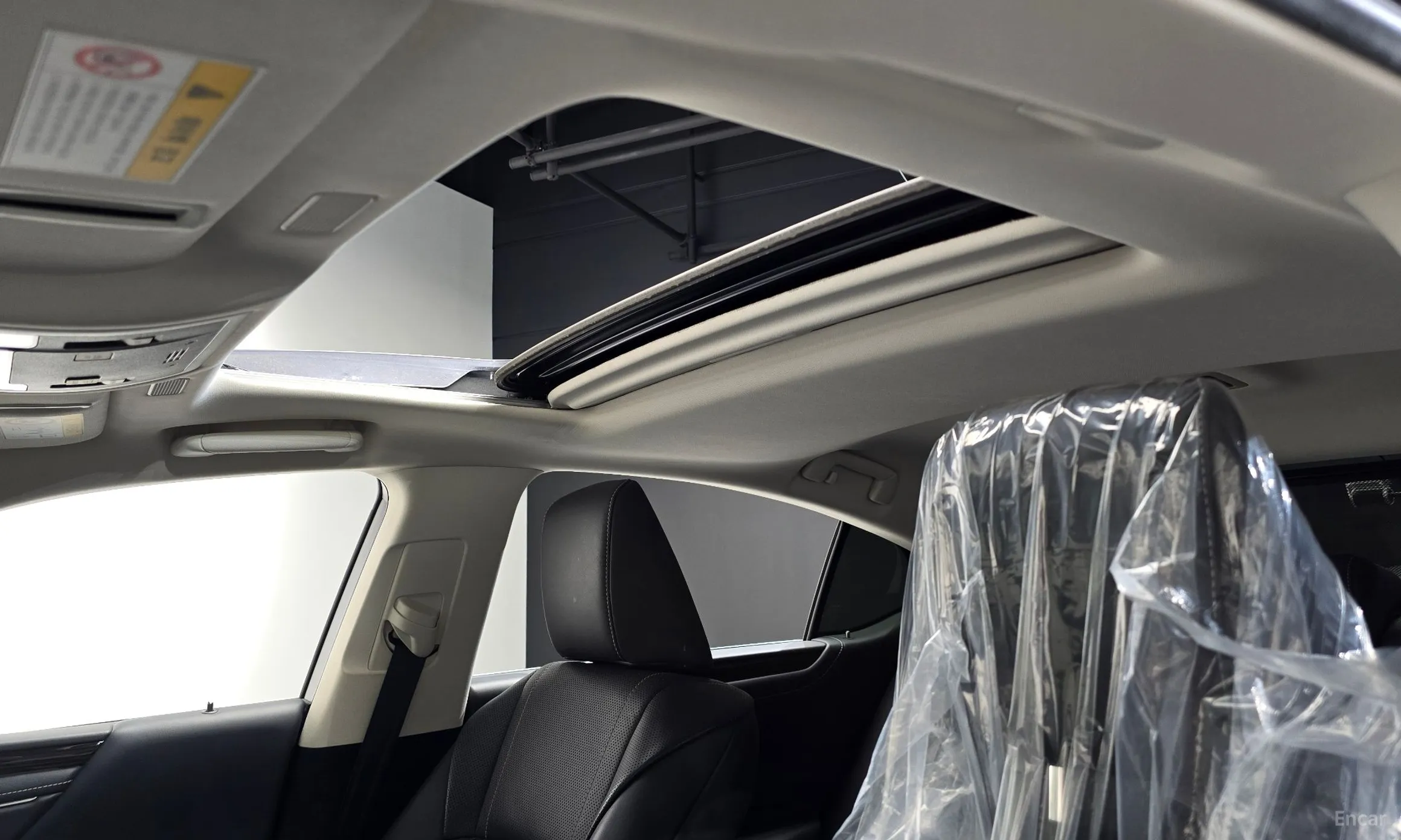 Lexus ES300h 7th Generation превью 18