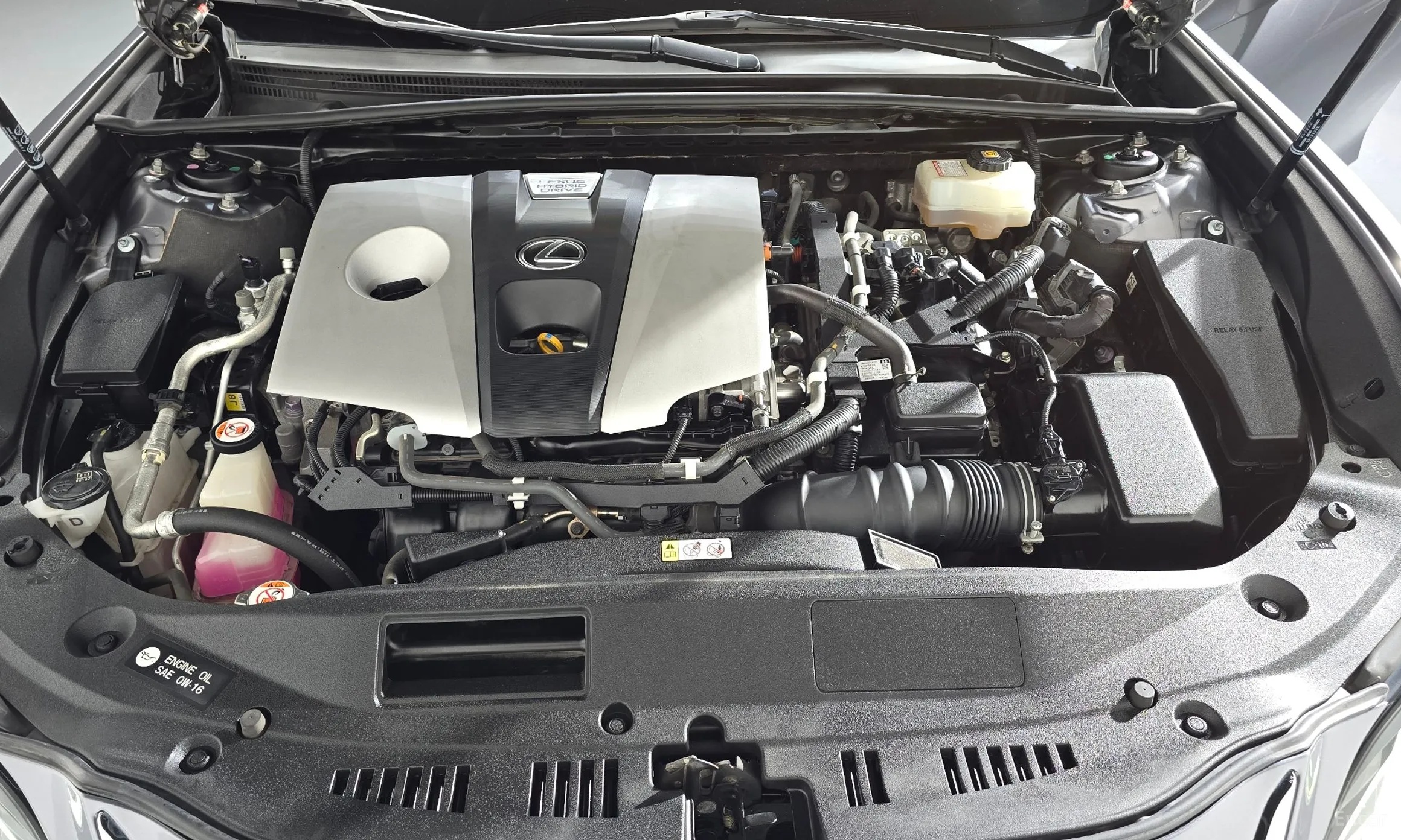 Lexus ES300h 7th Generation превью 6