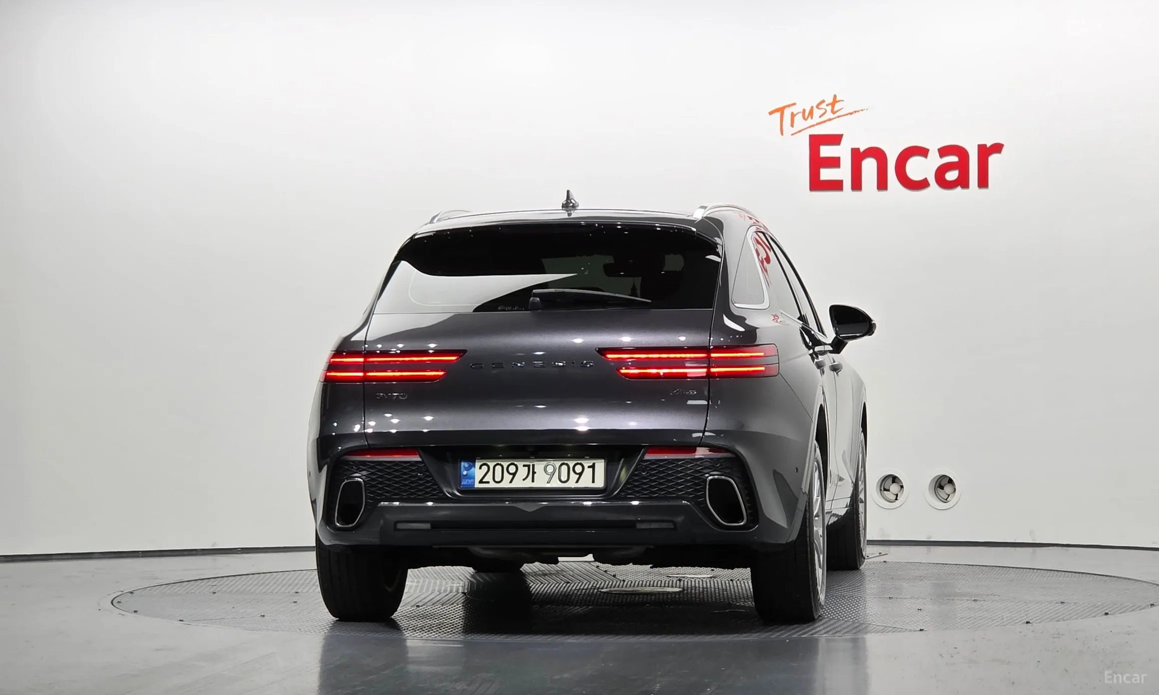Genesis GV70 превью 4