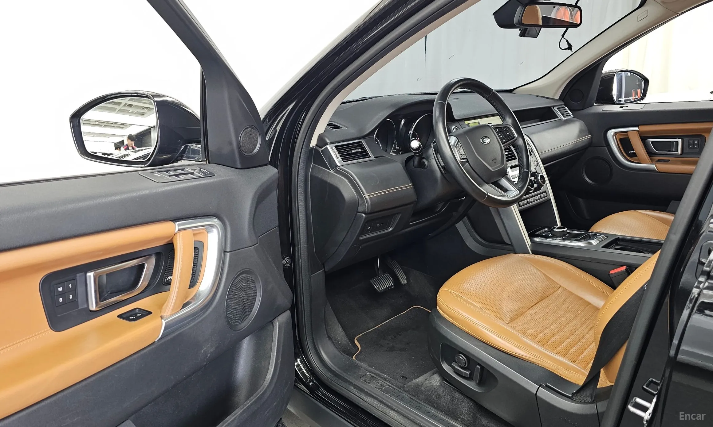 Land Rover Discovery Sports превью 10
