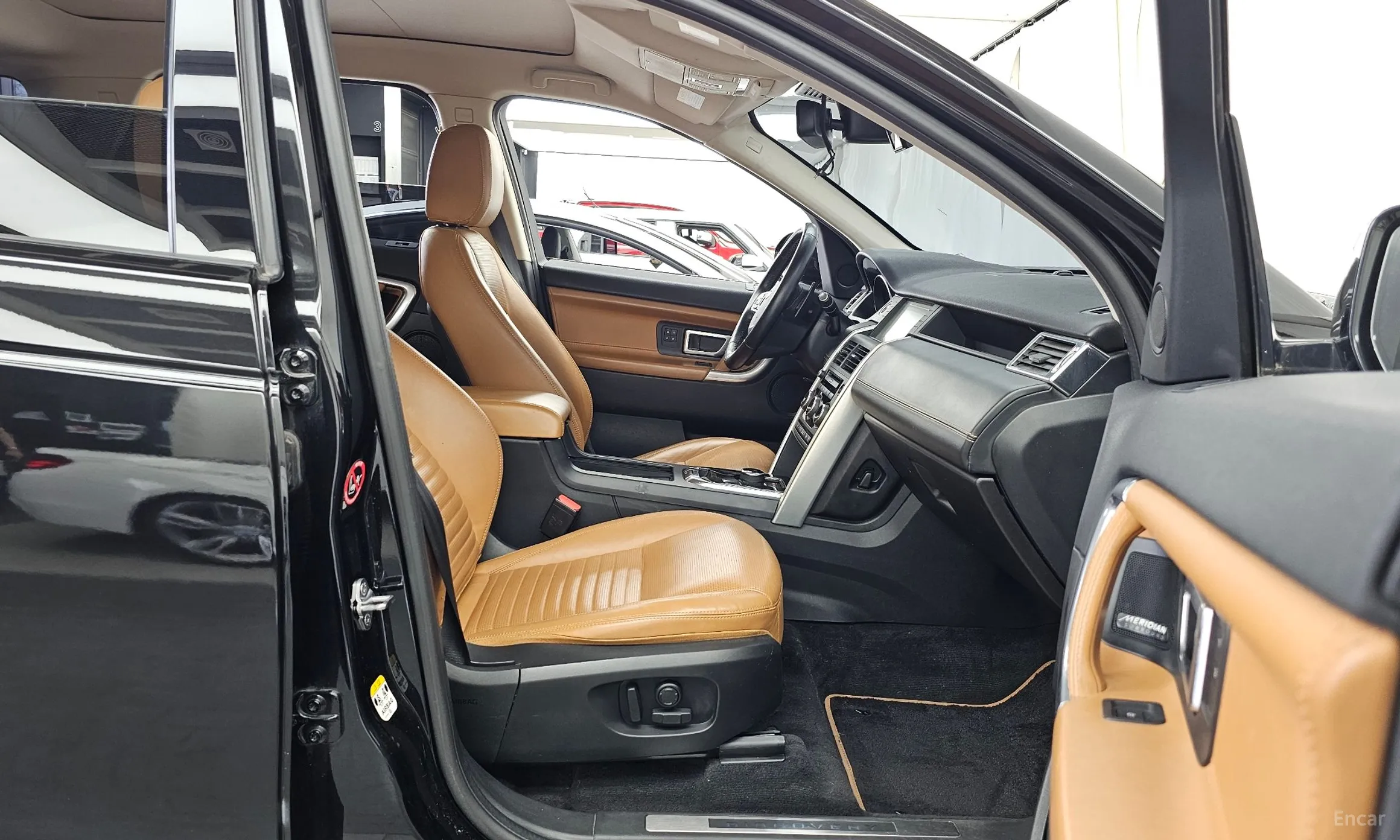 Land Rover Discovery Sports превью 11