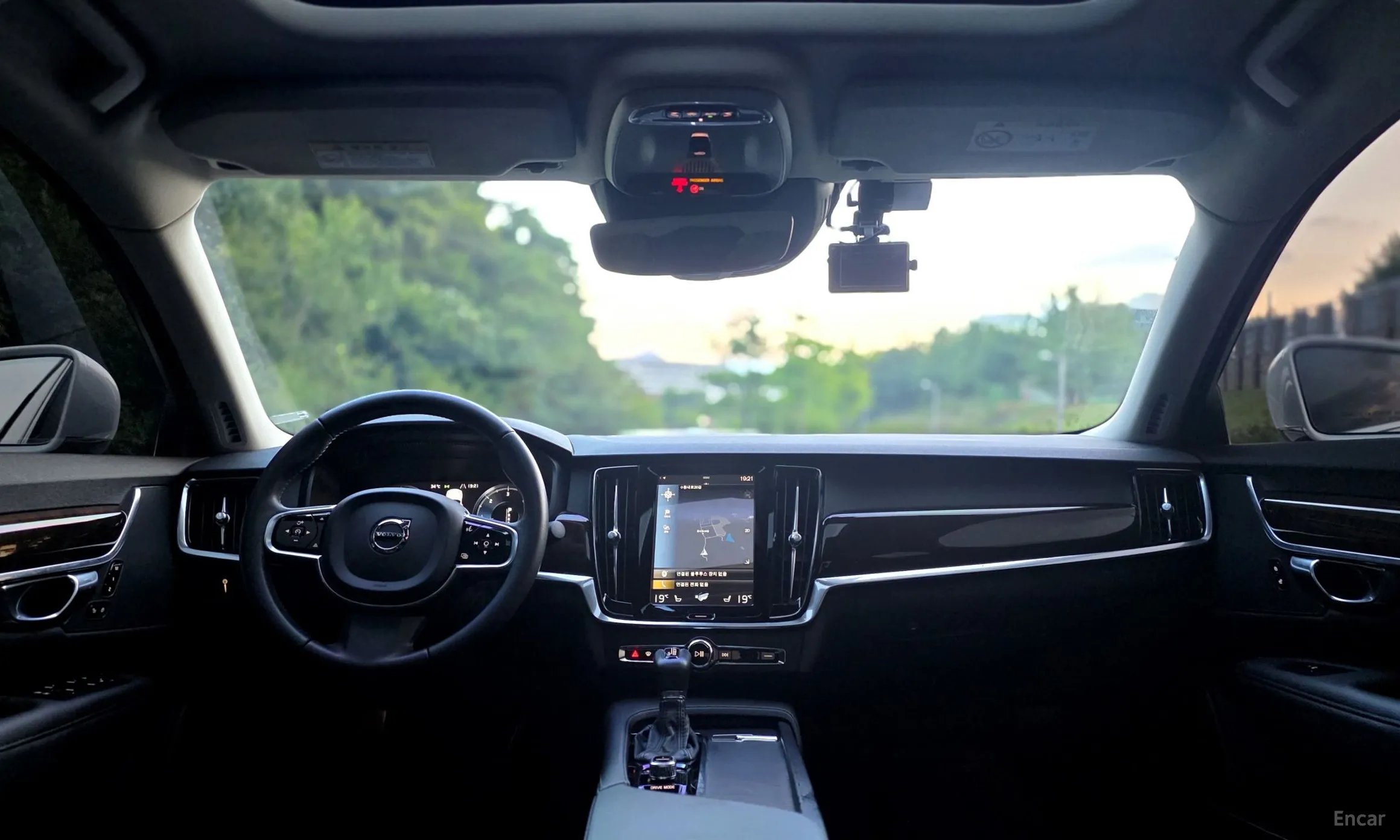 Volvo S90 превью 10