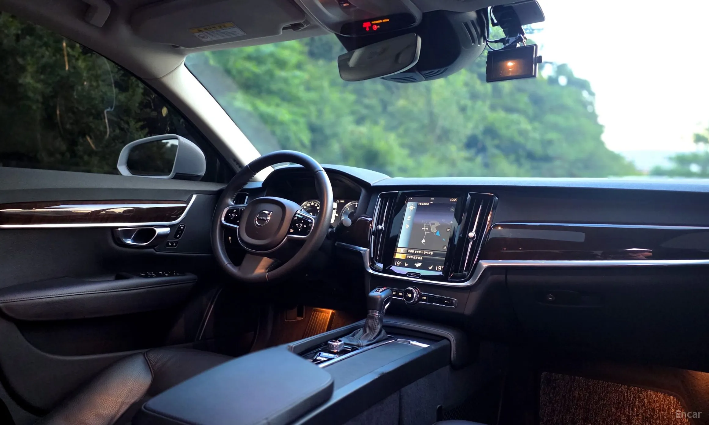 Volvo S90 превью 11